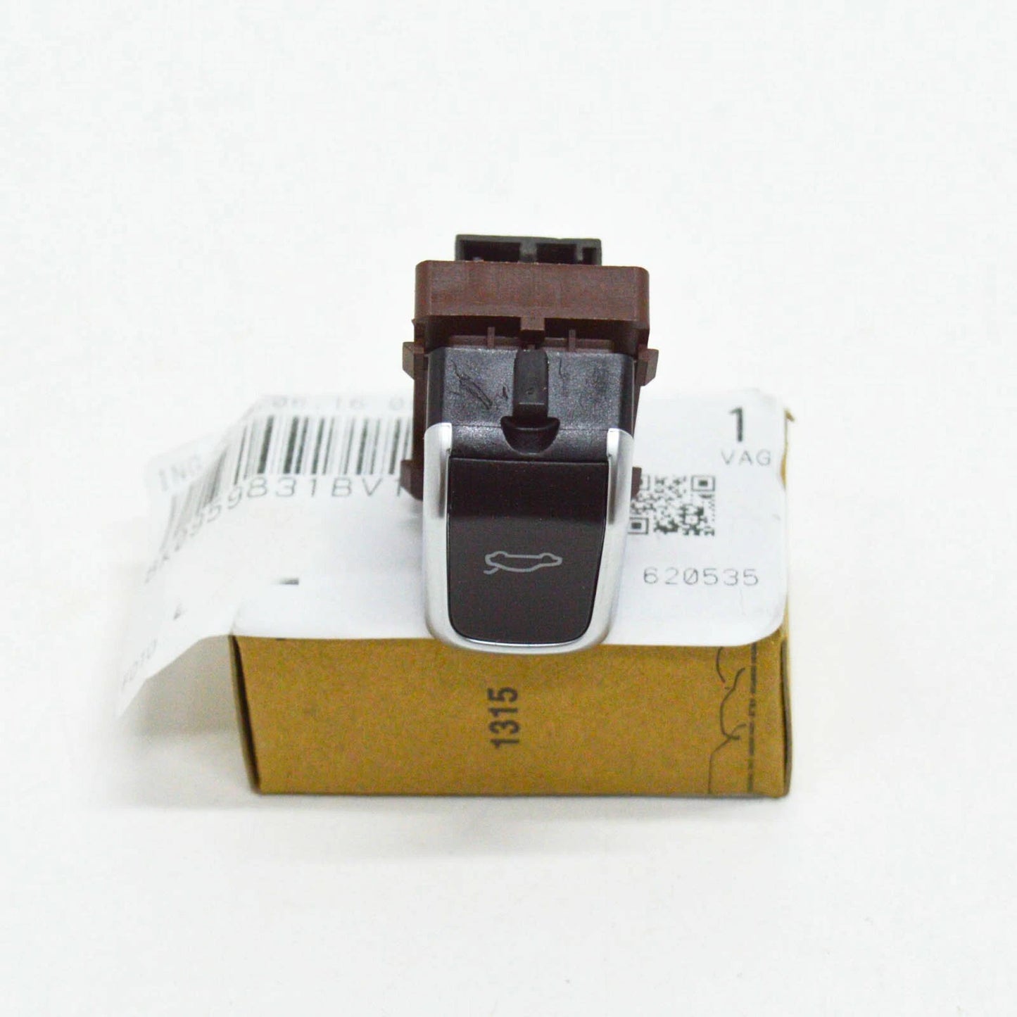 NEW AUDI A4 B8 TRUNK LID OPEN RELEASE BUTTON 8K0959831BV10