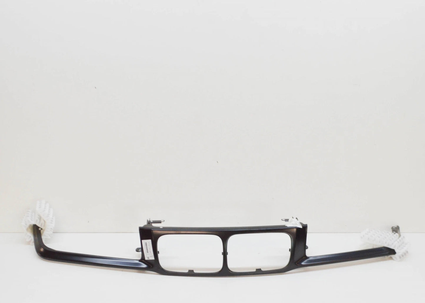 NEW BMW E36 GRILL HEADLIGHT MOUNTING NOSE PANEL FRONT 1977940 41331977940