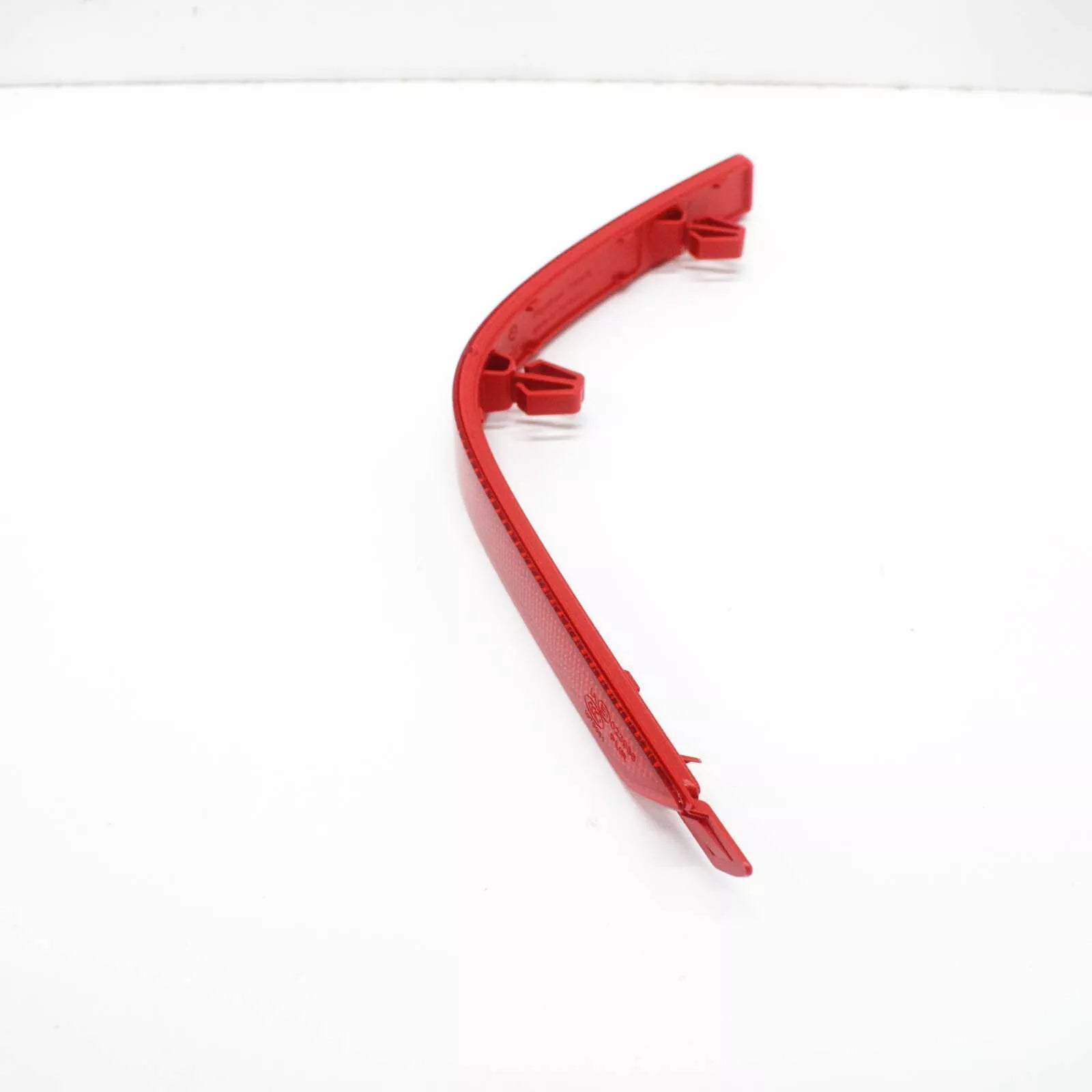 NEW VOLKSWAGEN TRANSPORTER T5 REAR BUMPER RIGHT REFLECTOR 7E0945106E