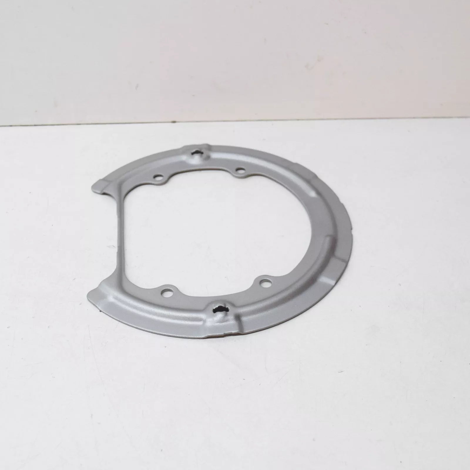 NEW BMW 5 E60 REAR WHEEL BRAKE SUPPORTING RING 34216777837 6777837 ORIGINAL