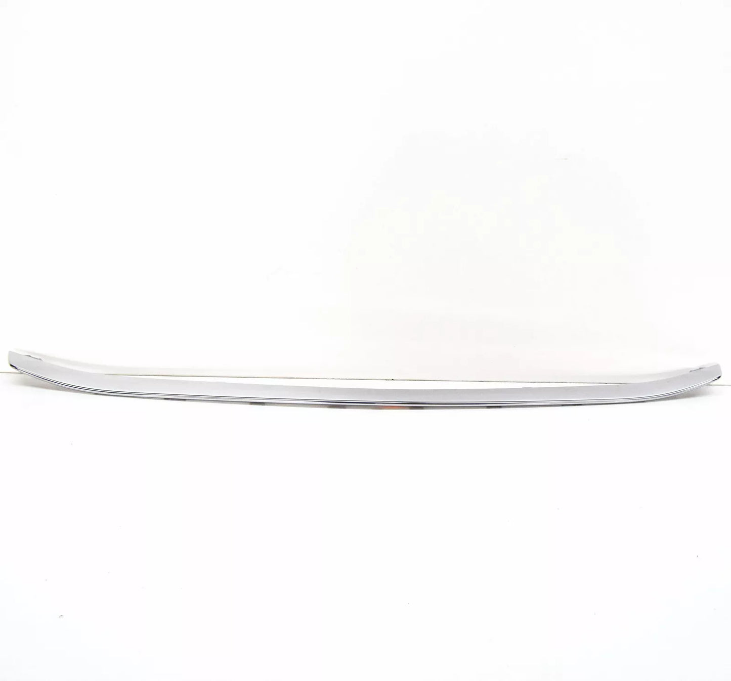 NEW MB E-CLASS W212 FRONT BUMPER CENTER CHROME TRIM A2128852474 2015