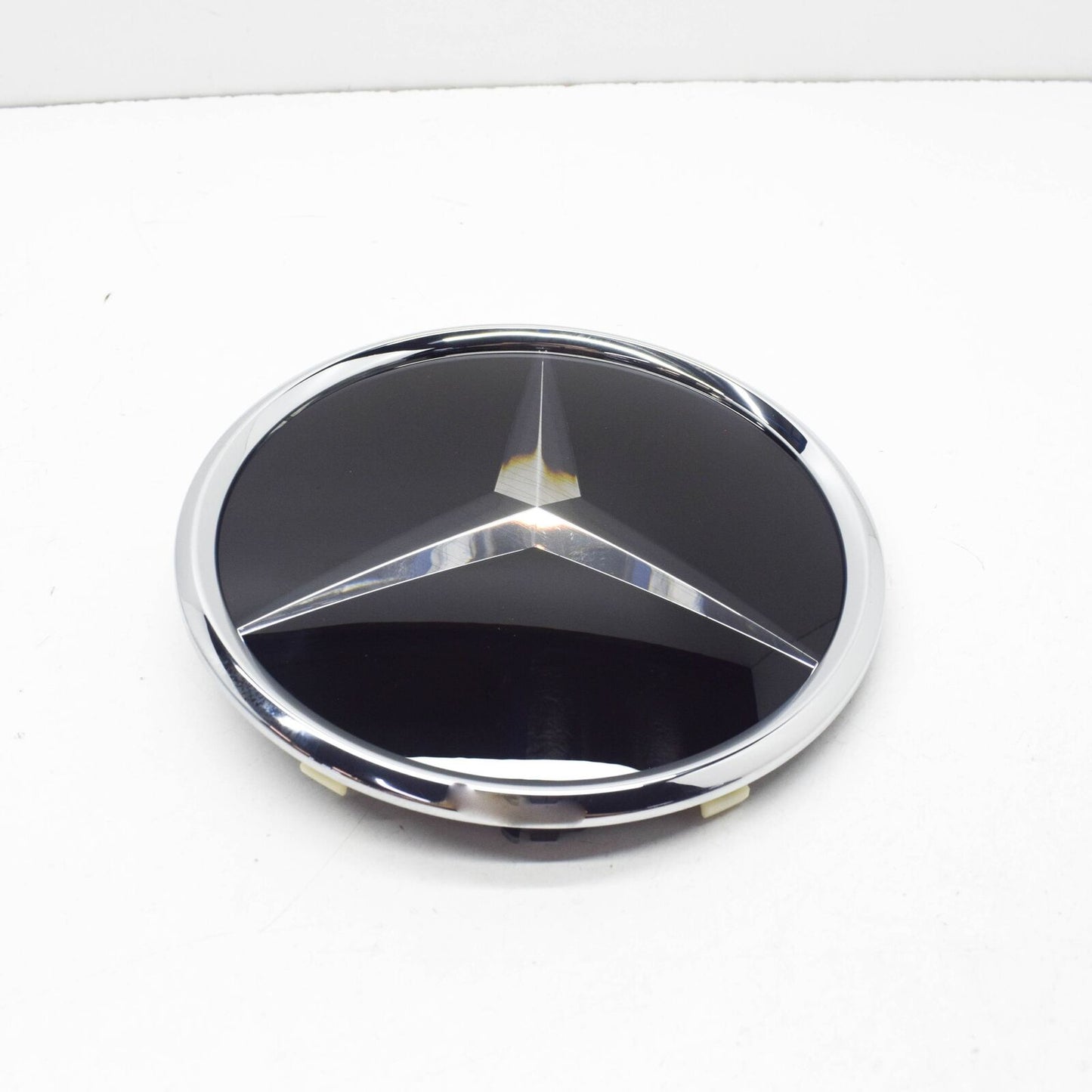 NEW MB E W213 RADIATOR GRILLE STAR BADGE EMBLEM BASE PLATE A0008880000 ORIGINAL