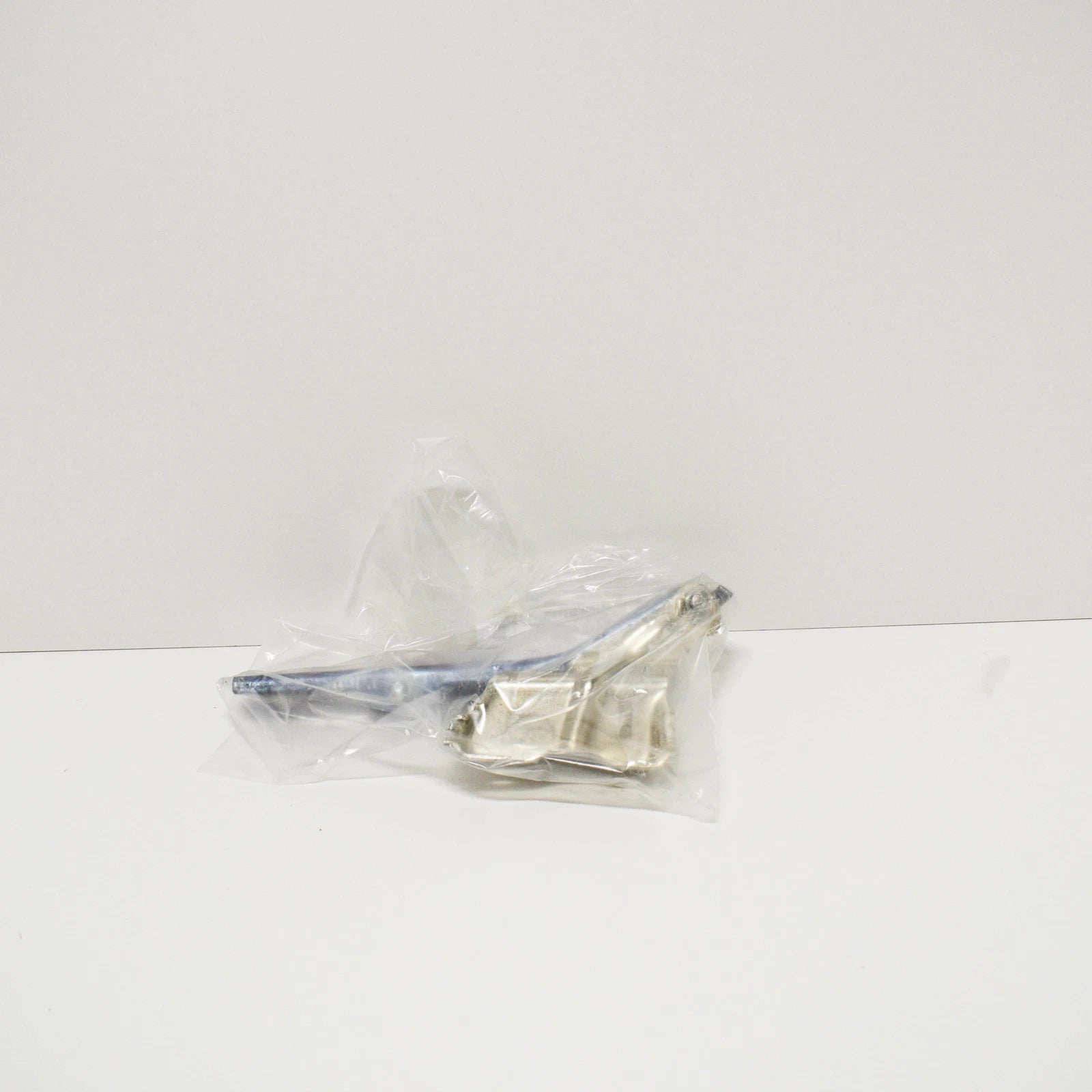 NEW AUDI Q5 8R FRONT BONNET HOOD LID LEFT HINGE 8R0823301A ORIGINAL