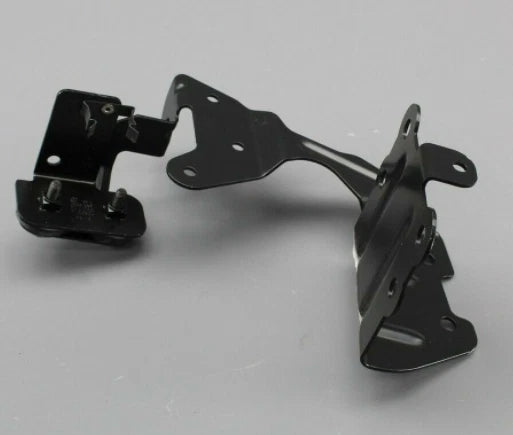 NEW VW PHAETON 3D ADDITIONAL WATER COOLANT PUMP BRACKET 3D0121079T ORIGINAL