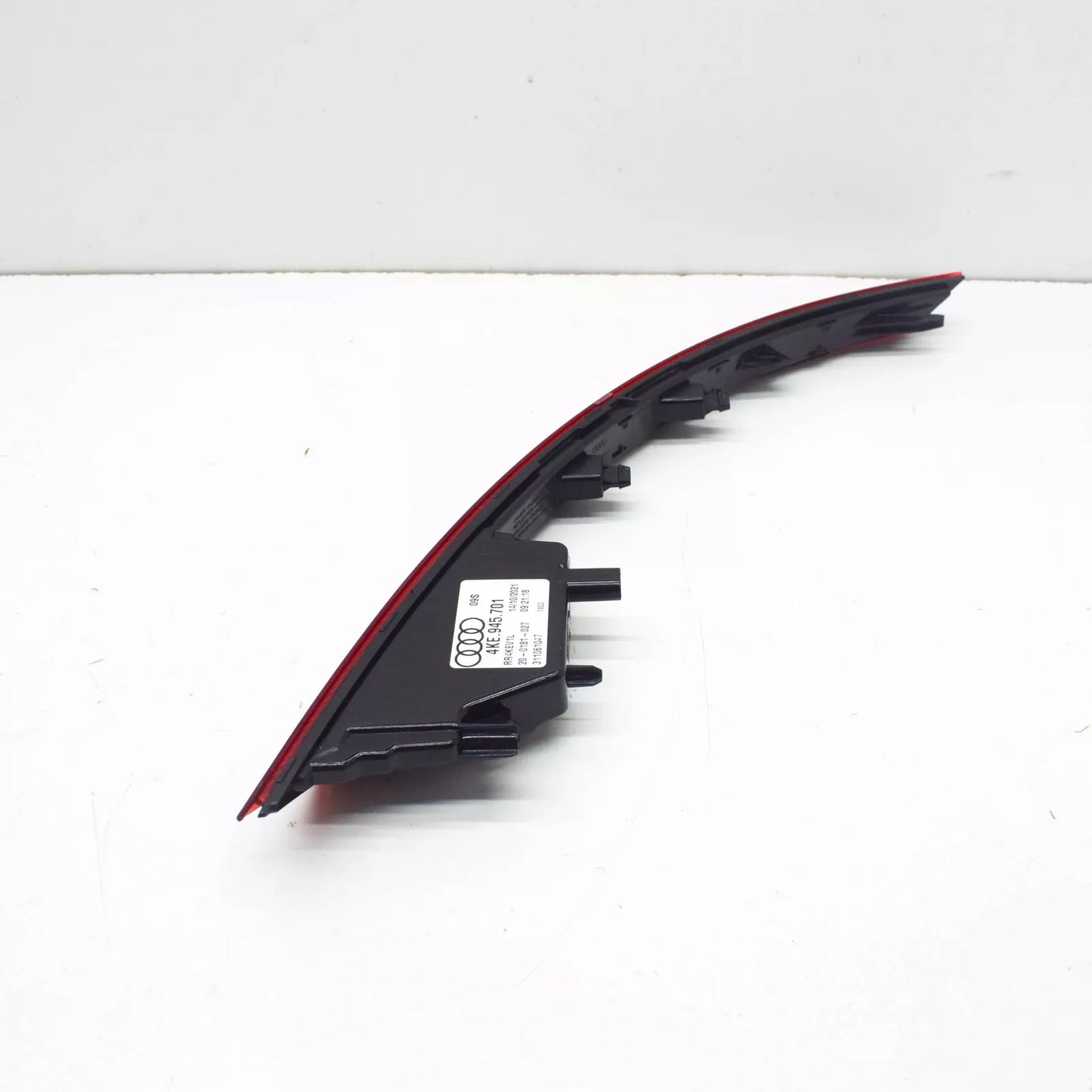 NEW AUDI E-TRON SPORTBACK GEA REAR LEFT FOG LIGHT 4KE945701