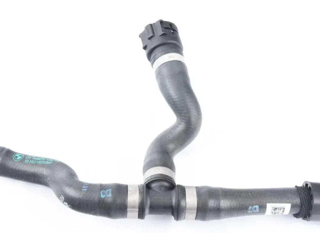 NEW BMW 3 F30, F80 ENGINE COOLANT RESERVOIR HOSE 17128633484 8633484 ORIGINAL