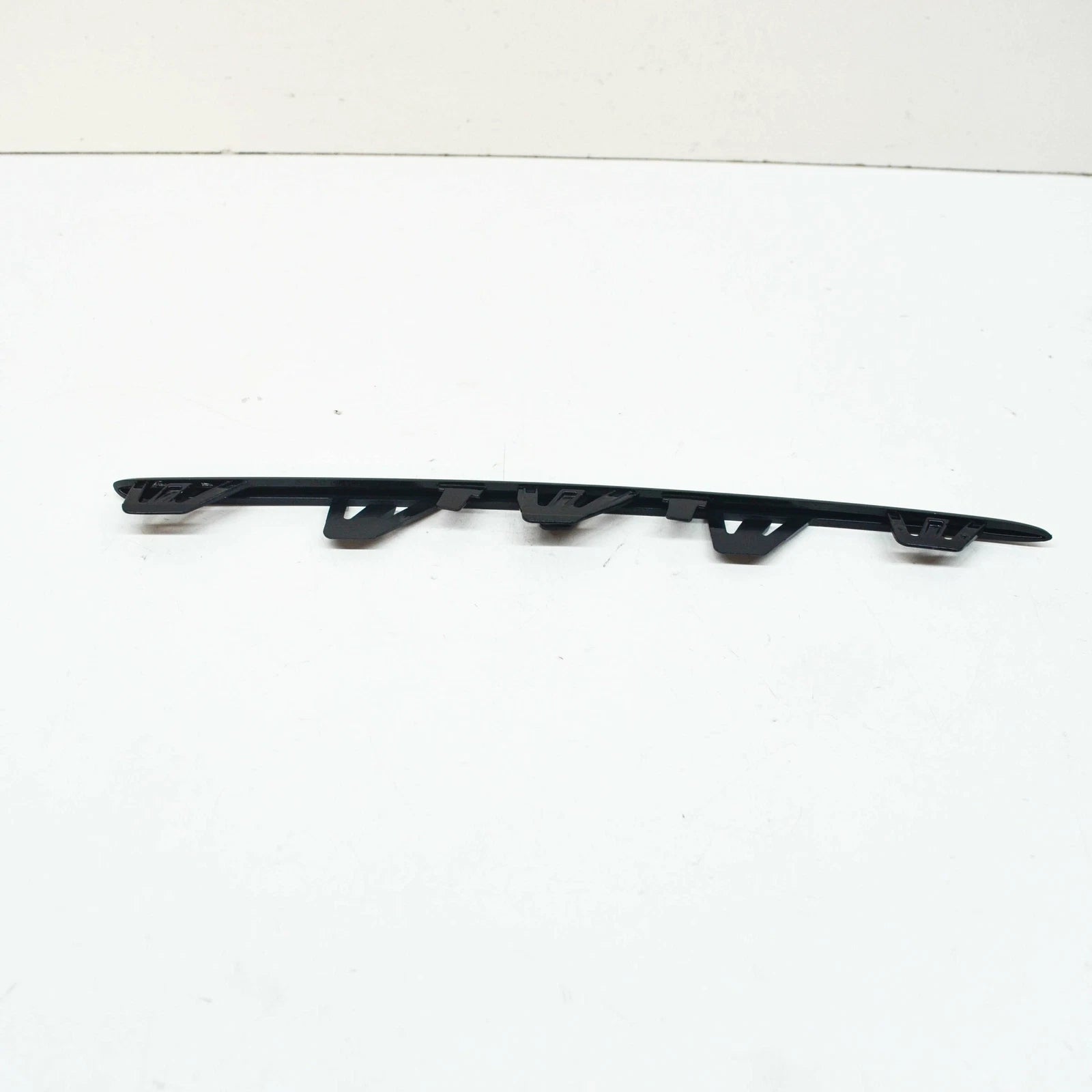 NEW MB GLA H247 FRONT BUMPER UPPER LEFT TRIM STRIP A2478858304 ORIGINAL