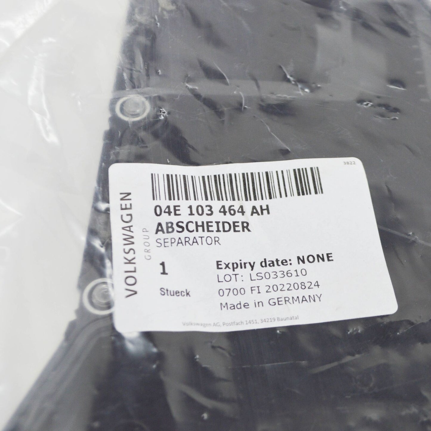 NEW VW TOURAN 5T ENGINE OIL SEPARATOR 04E103464AH ORIGINAL