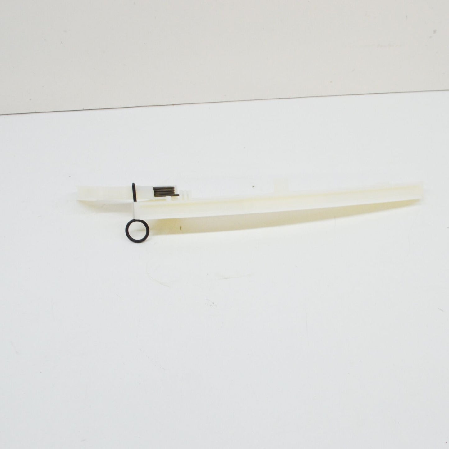 NEW MERCEDES-BENZ C W204 CHAIN SLIDING RAIL A2700503500 ORIGINAL