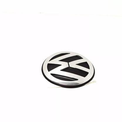 NEW VW BEETLE 1Y CONVERTIBLE CHROME VW EMBLEM 1C0853617BULM
