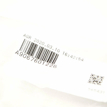 NEW MERCEDES BENZ SPRINTER 906 REAR DOOR MAGNET A9067601228 ORIGINAL