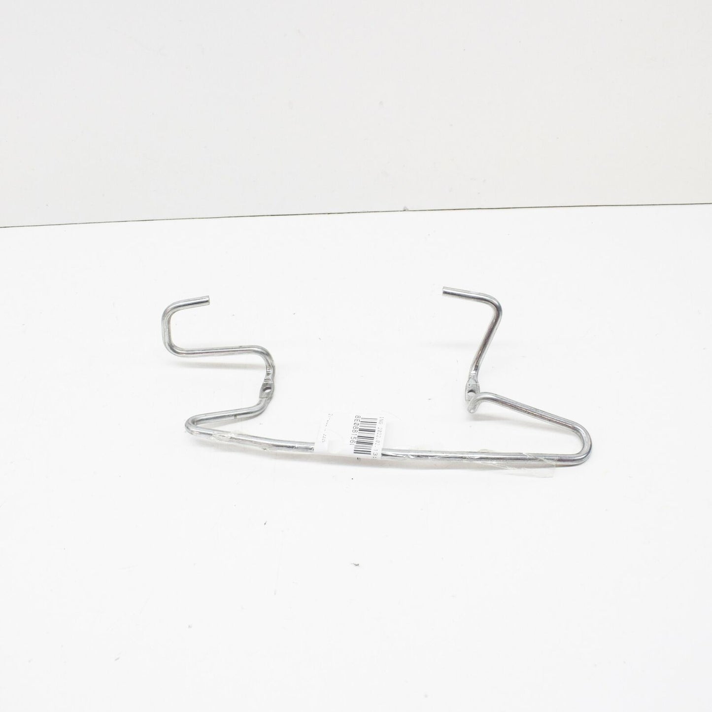 NEW AUDI A4 AVANT B7 FRONT RIGHT SEAT TRIM RETAINER 8E0881560A ORIGINAL