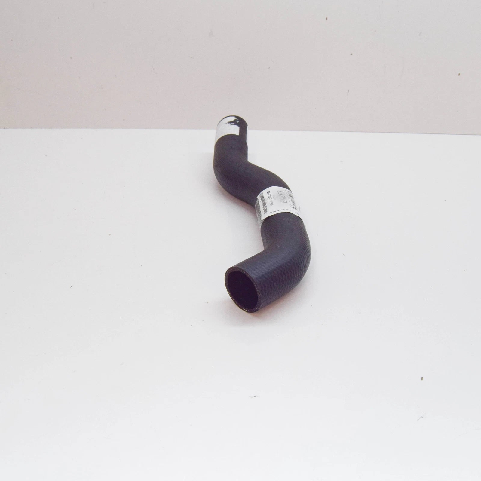 NEW MERCEDES-BENZ SL R107 RADIATOR TOP HOSE A1075012282 ORIGINAL