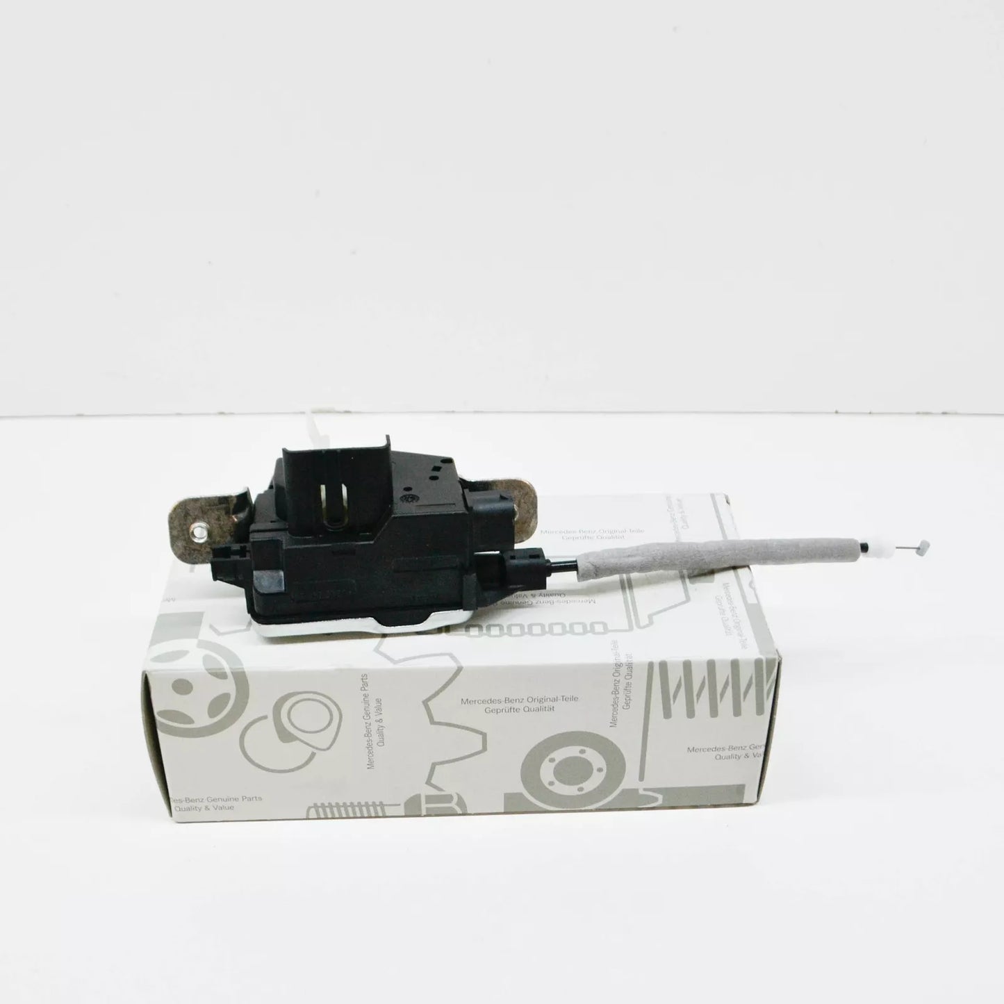 NEW MERCEDES-BENZ VITO W447 TAILGATE LOCK A4477400335 ORIGINAL