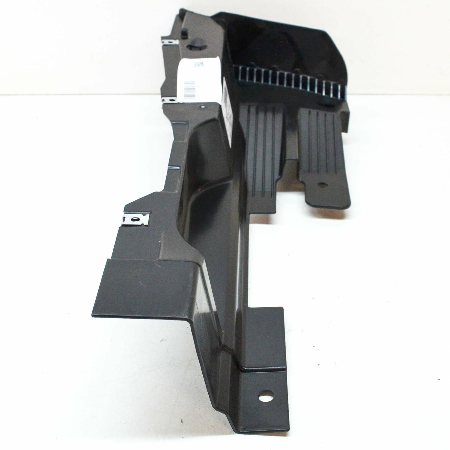 NEW AUDI Q3 8U REAR RIGHT OUTER UNDERBODY TRIM 8U0825214E ORIGINAL