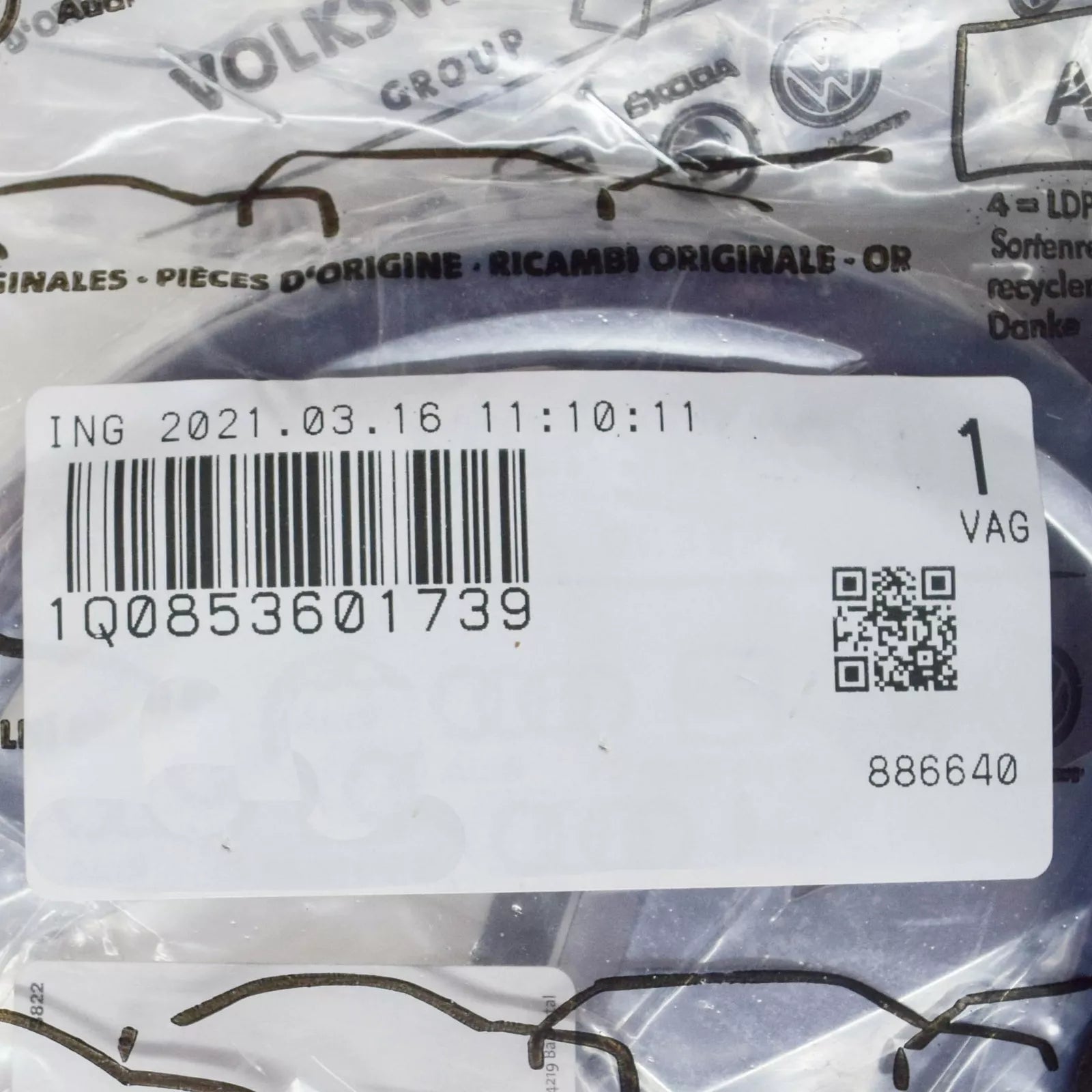 NEW VOLKSWAGEN EOS 1F BONNET BADGE 1Q0853601739