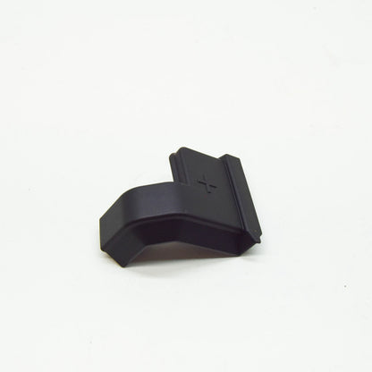 NEW VW POLO AW MK6 BATTERY COVER CAP 2Q0971813 ORIGINAL