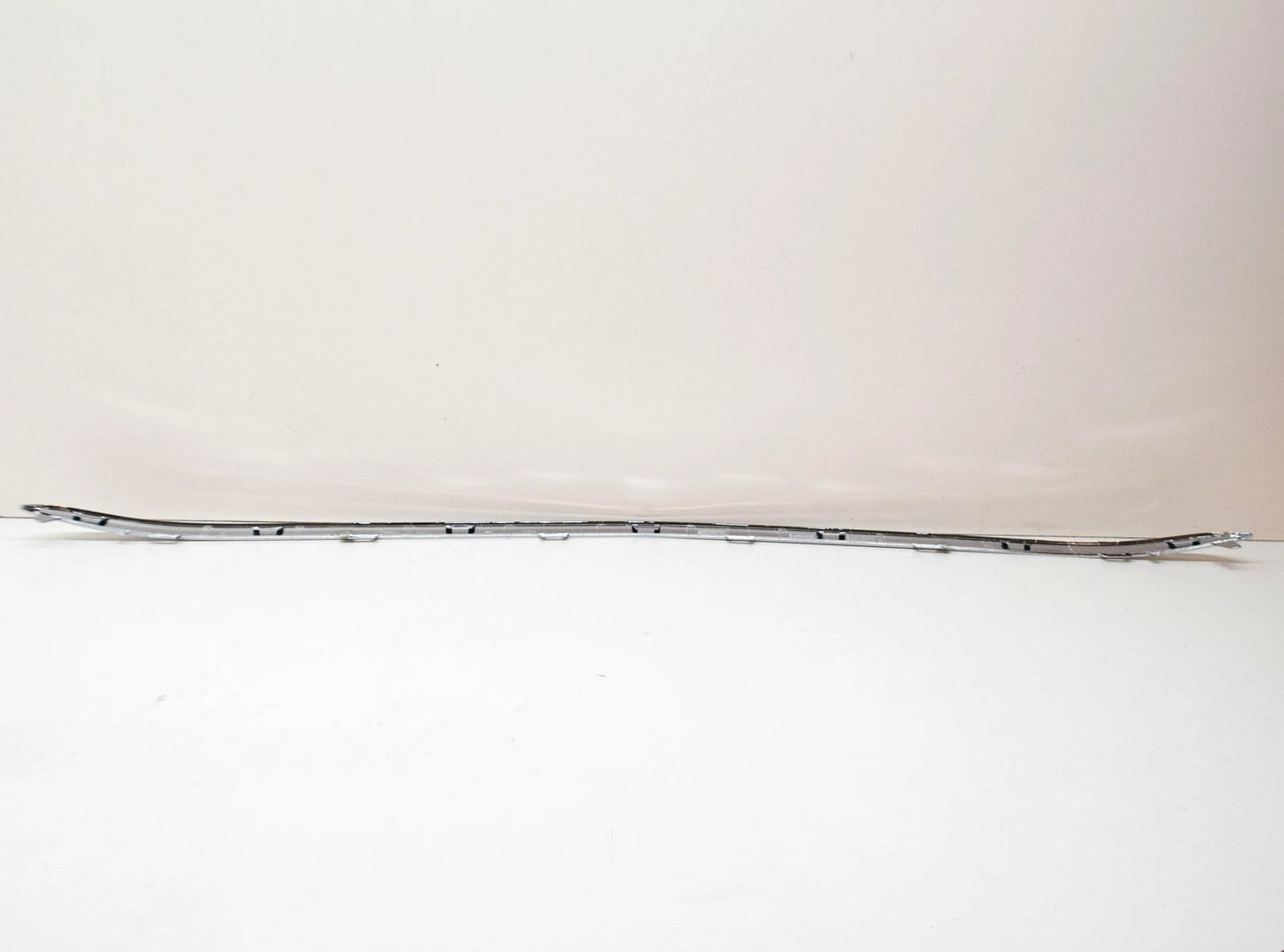 NEW MB C-CLASS W205 FRONT BUMPER LOWER CHROME TRIM A2058853123