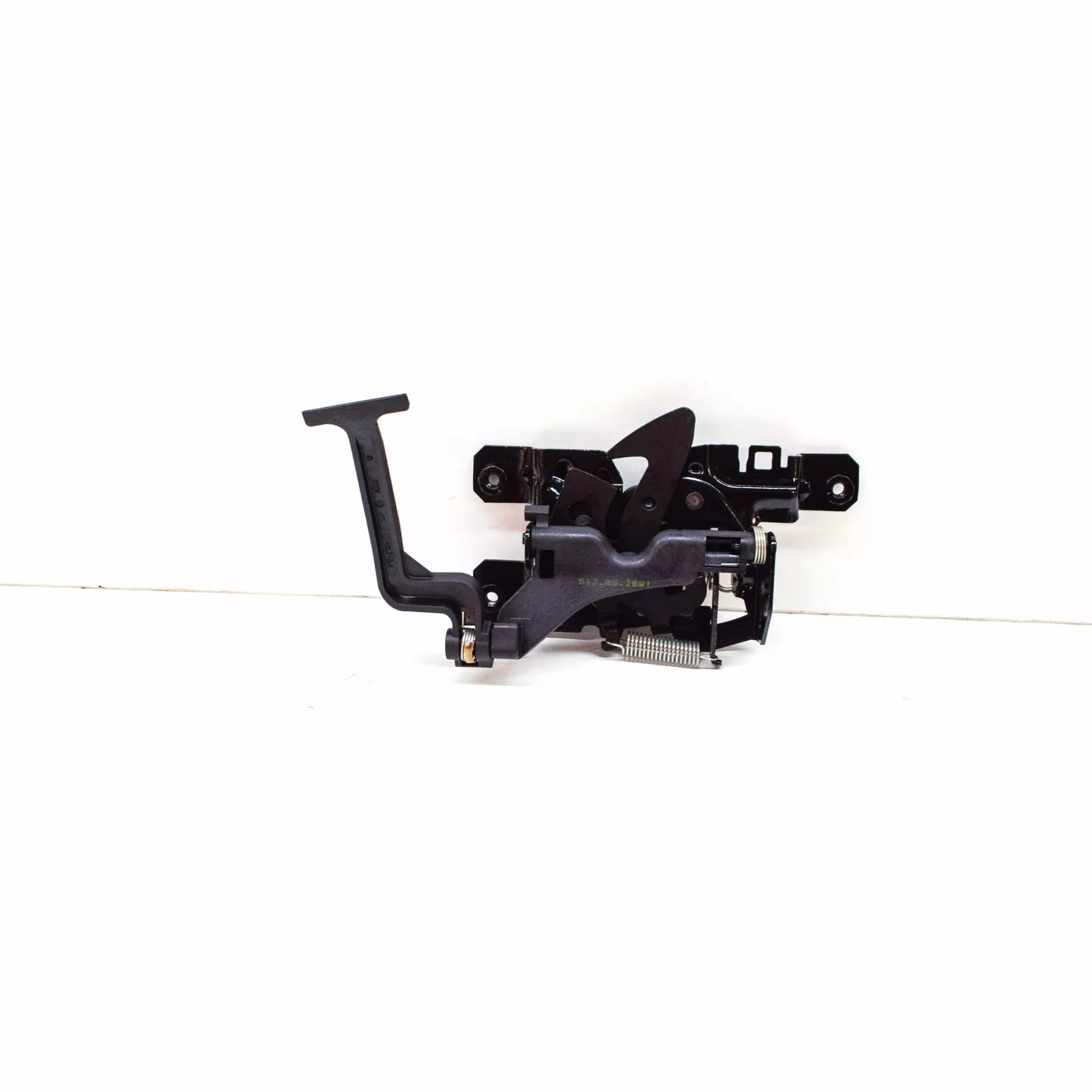 NEW MERCEDES-BENZ B-CLASS W245 BONNET LOCK CATCH A1698800660