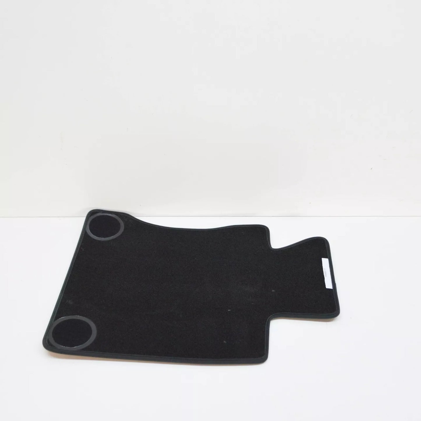 NEW BMW 5 E60 FRONT LEFT FLOOR MAT 51479117175 9117175 ORIGINAL