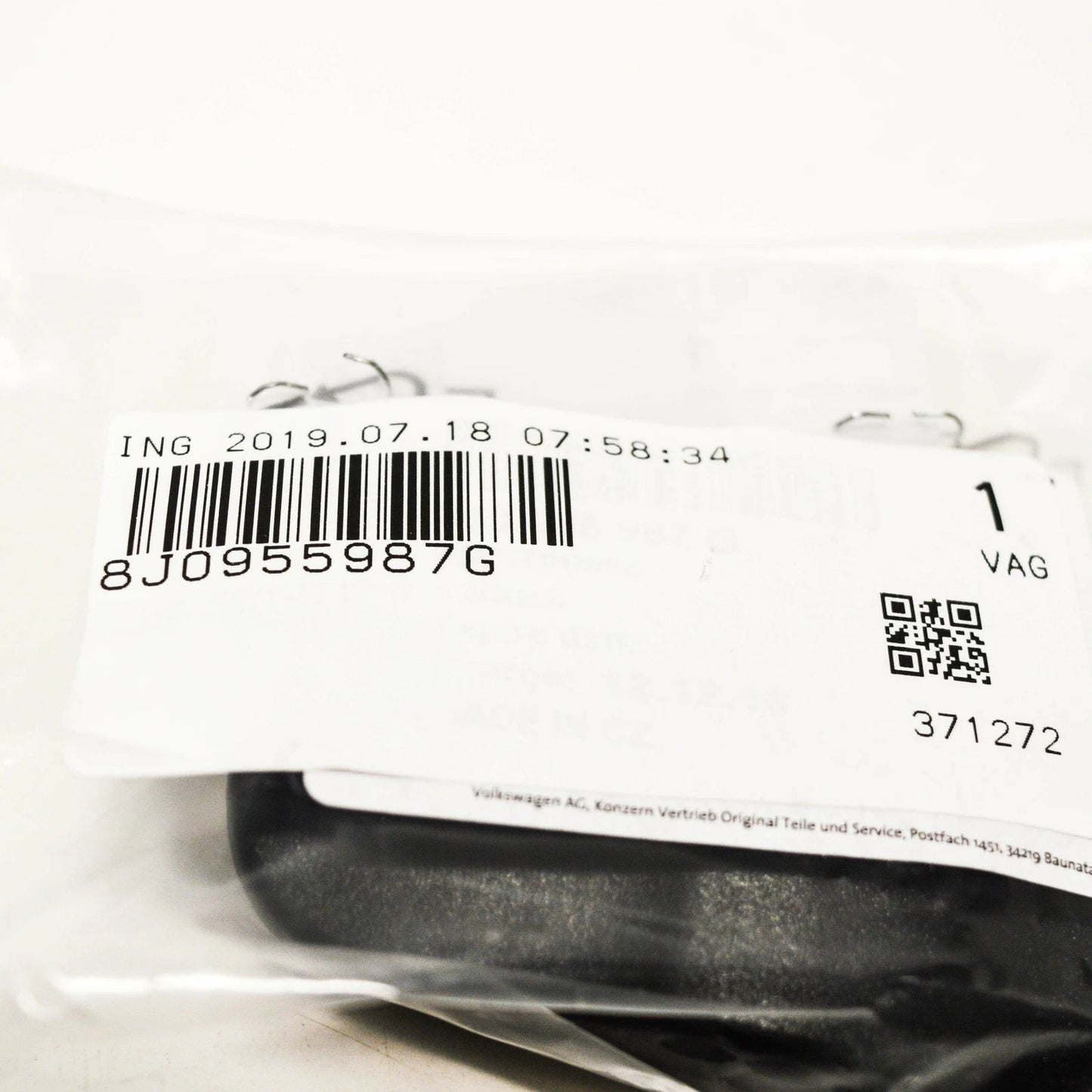 NEW AUDI A1 MK1 FRONT WINDSHIELD WASHER LEFT SPRAY NOZZLE JET 8J0955987G