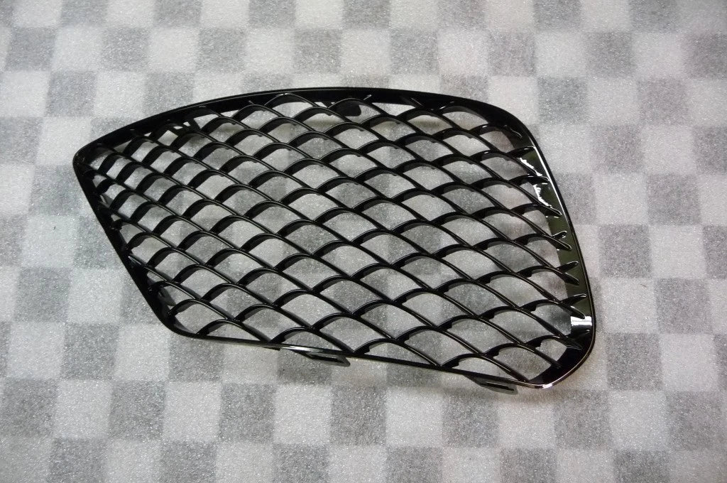 NEW MERCEDES BENZ S W222 FRONT BUMPER LOWER LEFT GRILL A2228850553