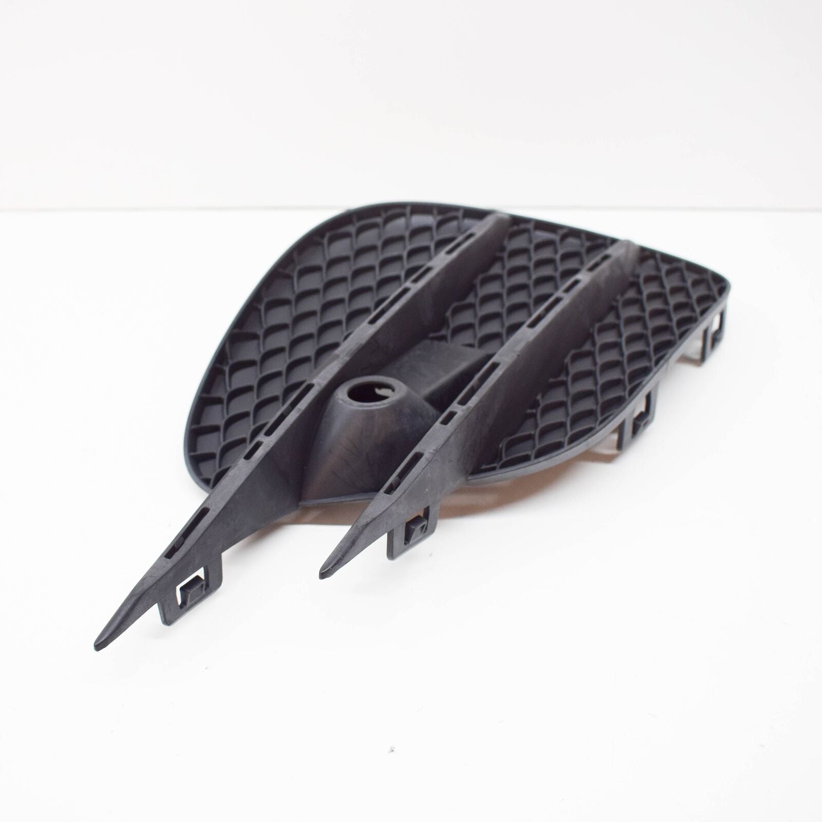 NEW MB GLC COUPE C253 AMG FRONT BUMPER LEFT GRILLE COVER A2538857501 ORIGINAL