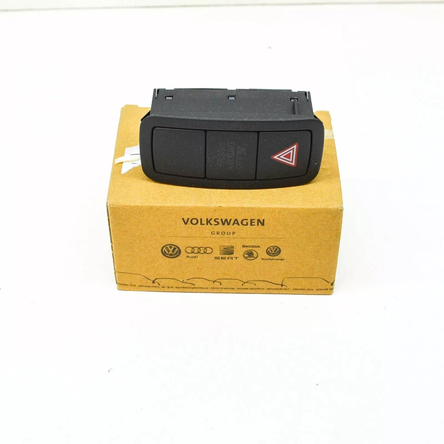 NEW AUDI A1 8X UPPER DASHBOARD HAZZARD WARNING SWITCH 8X0959672B