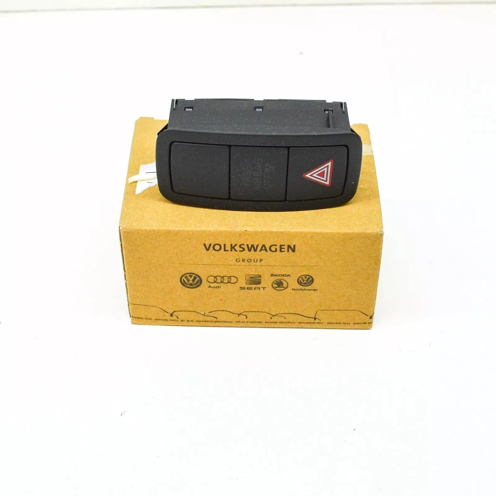 NEW AUDI A1 8X UPPER DASHBOARD HAZZARD WARNING SWITCH 8X0959672B