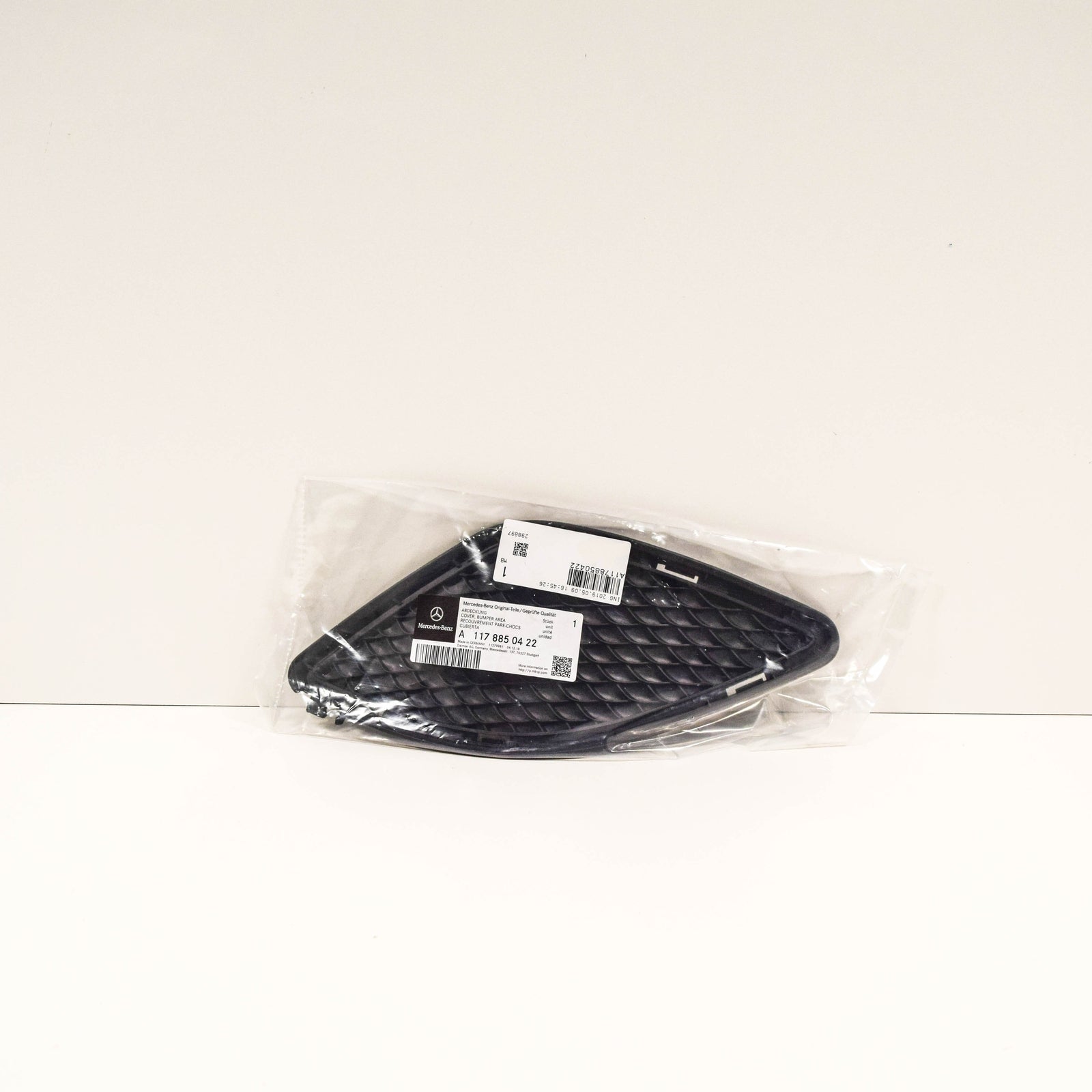 NEW MERCEDES-BENZ CLA COUPE C117 FRONT BUMPER RIGHT GRILLE A1178850422 ORIGINAL