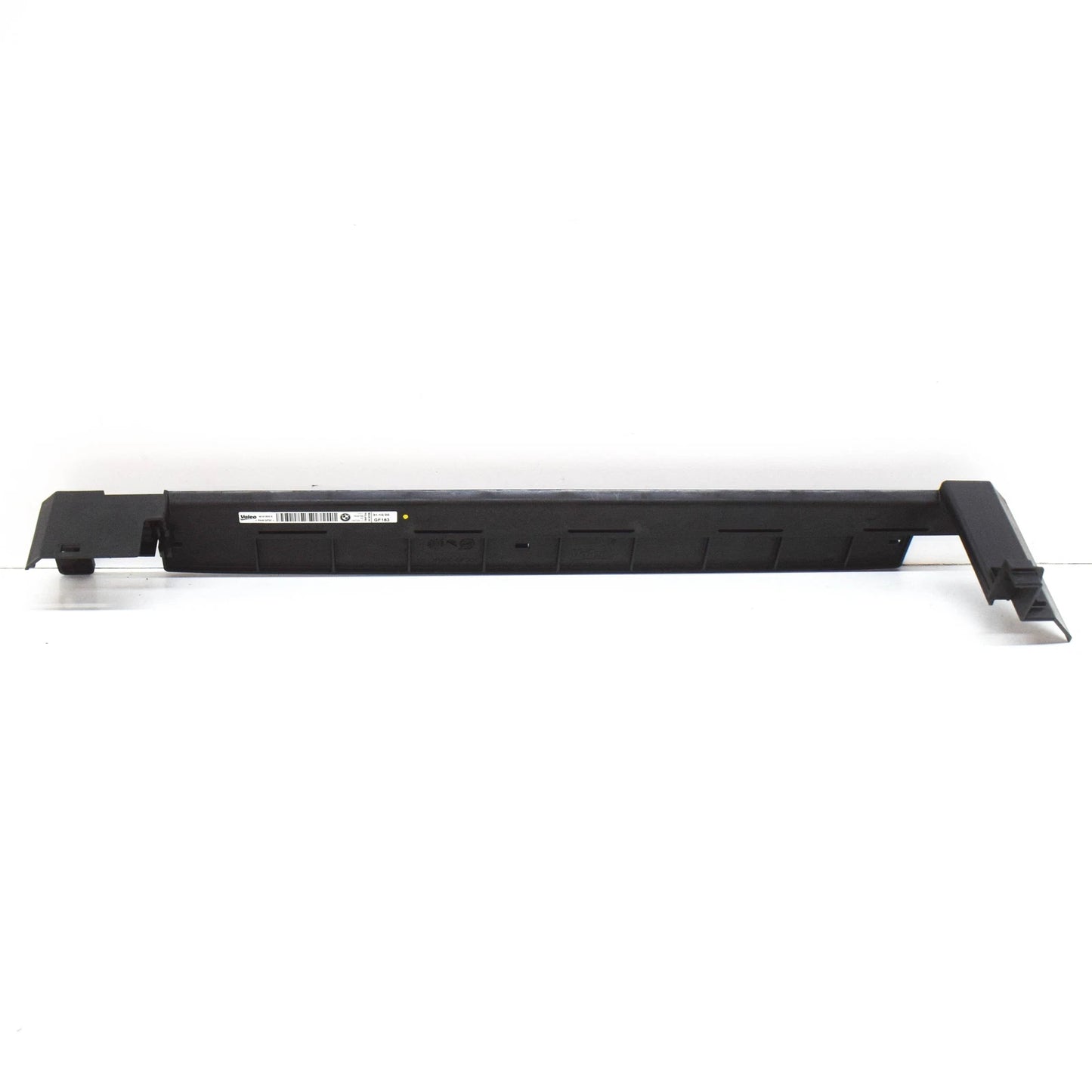NEW BMW M4 F82 RADIATOR LOWER SEAL TRIM 17117848789 7848789 2016 ORIGINAL