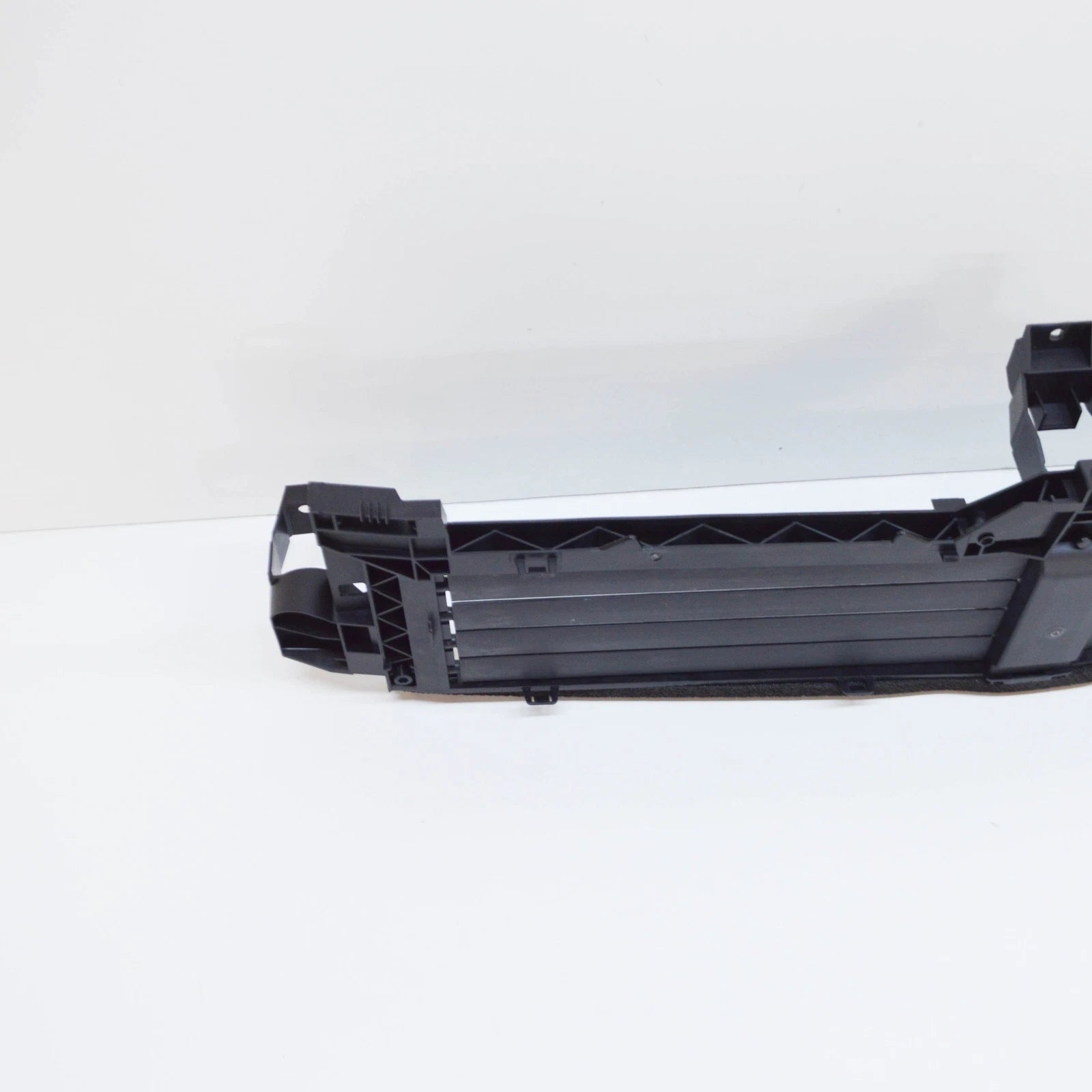 NEW MB CLA C118 FRONT UPPER AIR DUCT AIR REGULATION SYSTEM A1775007900 ORIGINAL