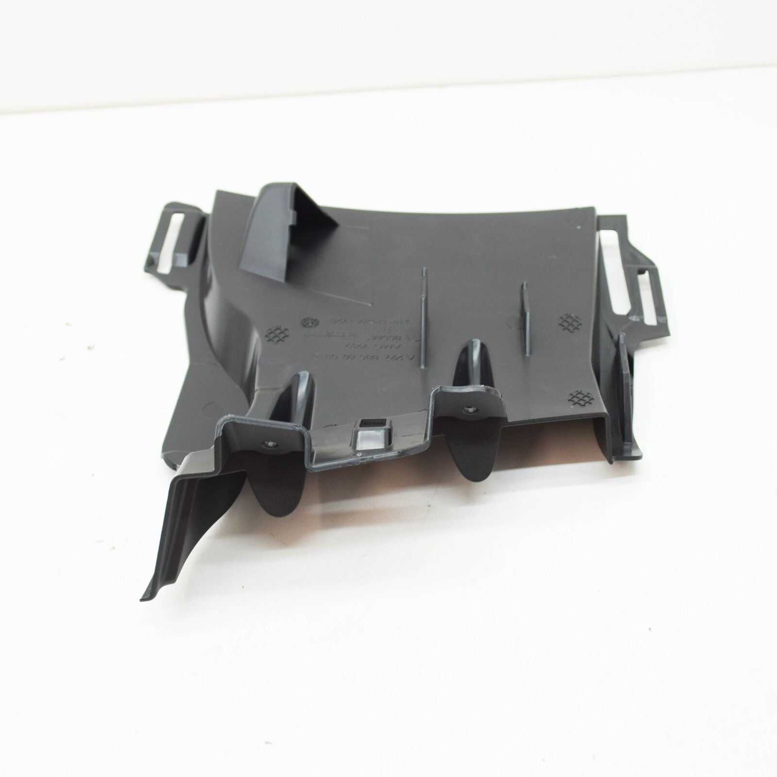 NEW MERCEDES-BENZ EQS FRONT RIGHT AIR DUCT SEGMENT A297A2978856003 ORIGINAL