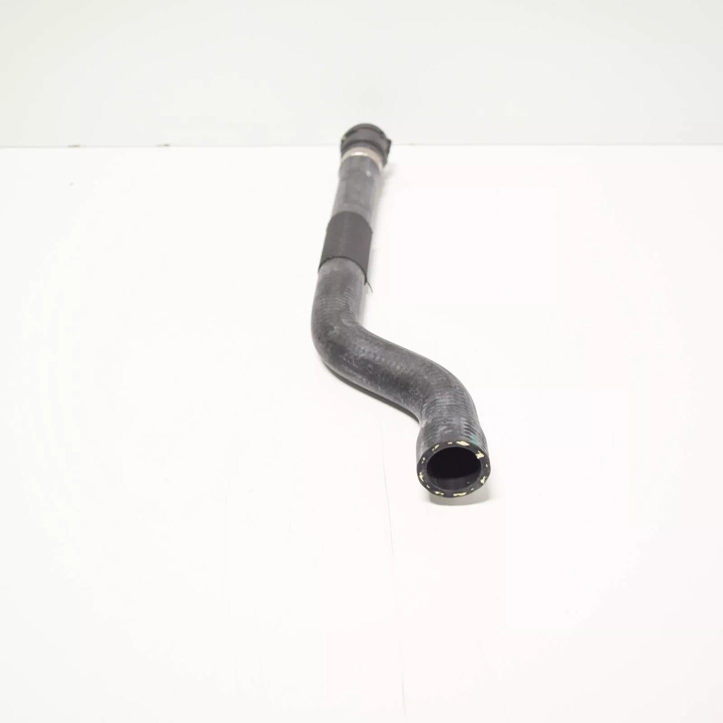 NEW BMW 5 E39 COOLING SYSTEM WATER HOSE PIPE 11532247820 ORIGINAL