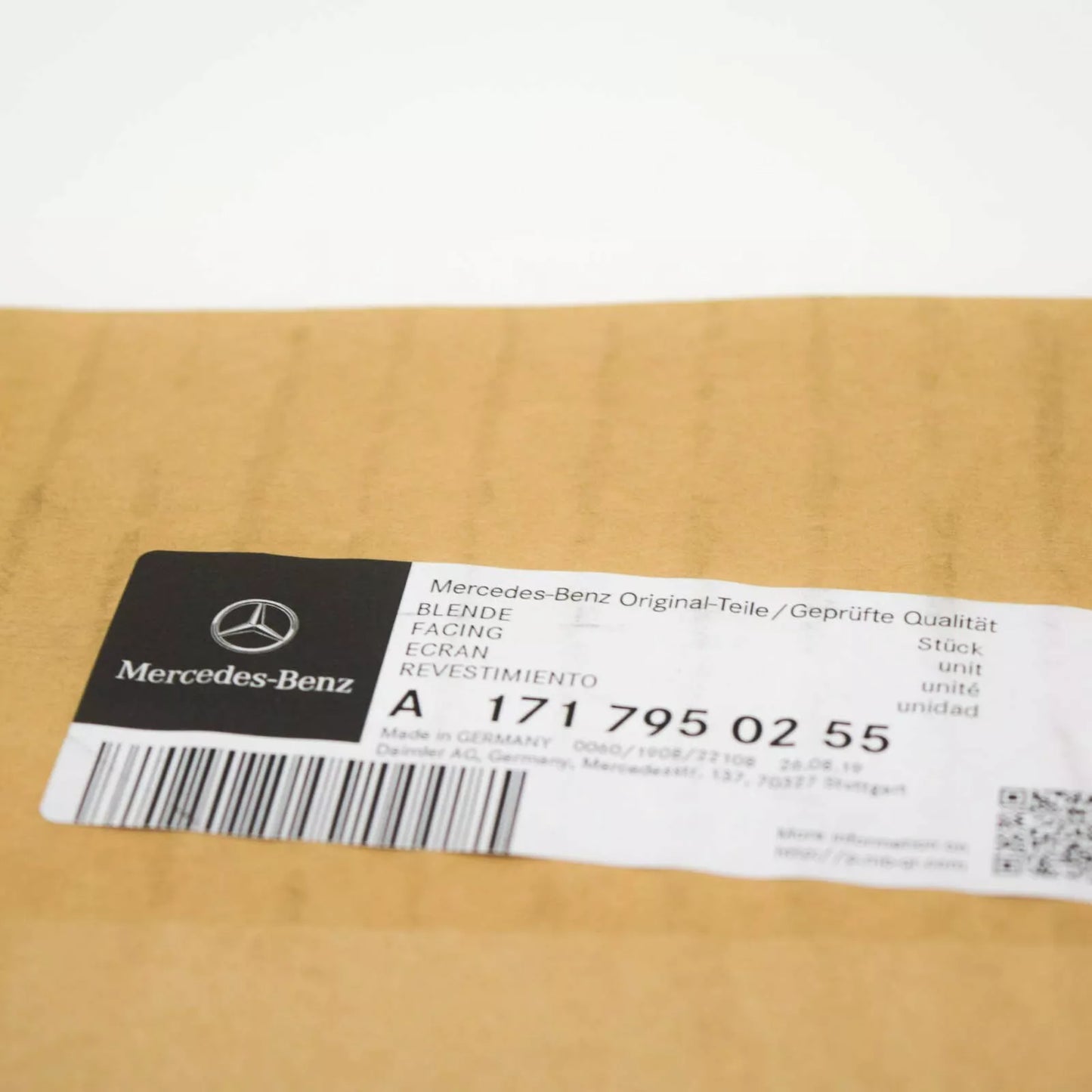 NEW MERCEDES-BENZ SLK R171 REAR RIGHT C-PILLAR MOLDING TRIM A1717950255