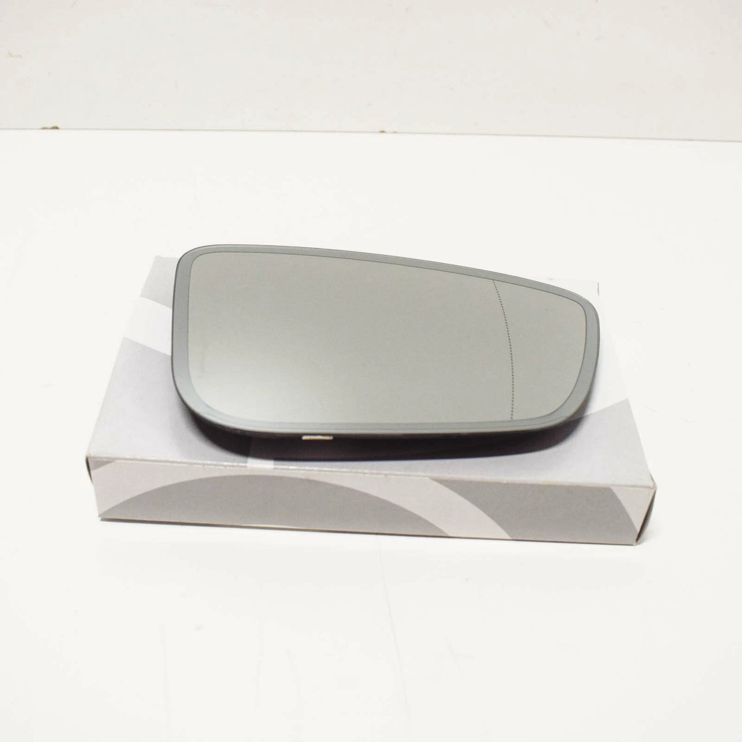 NEW BMW 5 G30 FRONT RIGHT DOOR MIRROR GLASS 51167407158 7407158 ORIGINAL