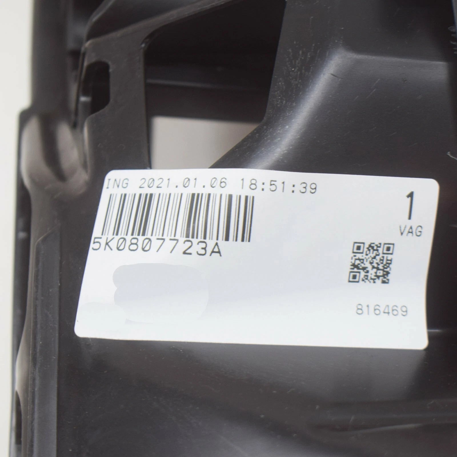 NEW VW GOLF MK6 FRONT BUMPER LEFT SUPPORT ELEMENT 5K0807723A ORIGINAL