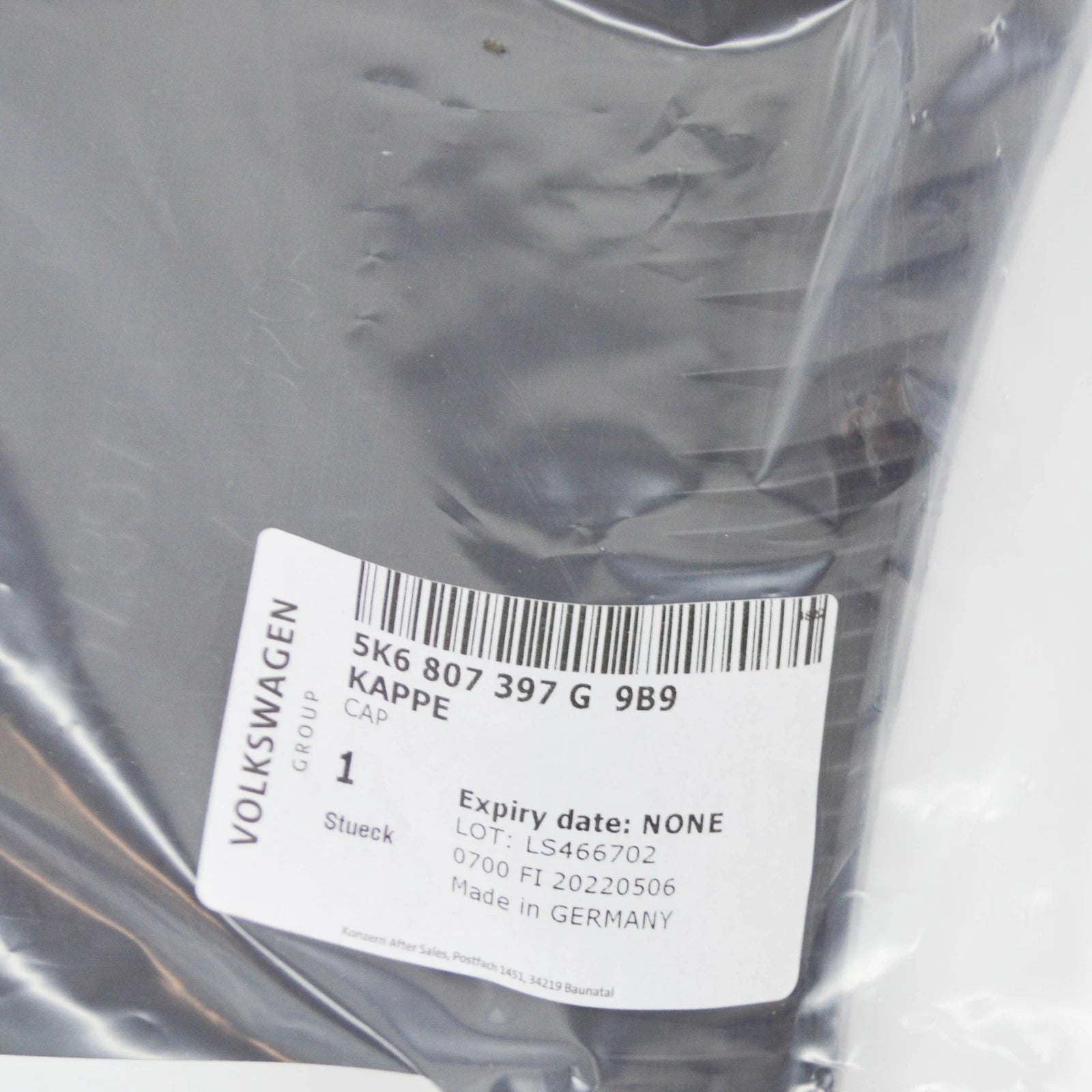 NEW VOLKSWAGEN GOLF MK6 REAR BUMPER TOWING FACILITY COVER 5K6807397G9B9 ORIGINAL