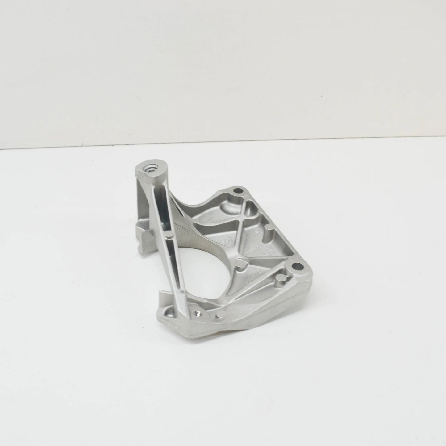 NEW BMW 5 E60 ENGINE SUSPENSION LEFT CONSOLE 22116761117 6761117 ORIGINAL