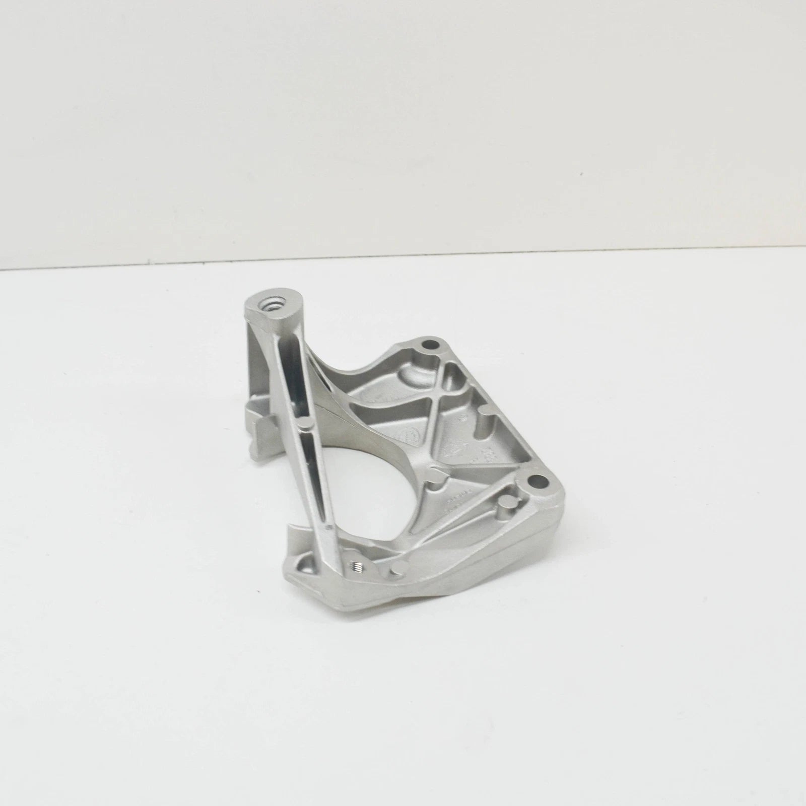 NEW BMW 5 E60 ENGINE SUSPENSION LEFT CONSOLE 22116761117 6761117 ORIGINAL