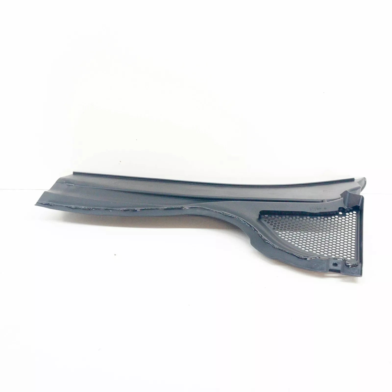 NEW VW PASSAT CC 357 FRONT RIGHT WATER DEFLECTOR LHD 3C88194049B9