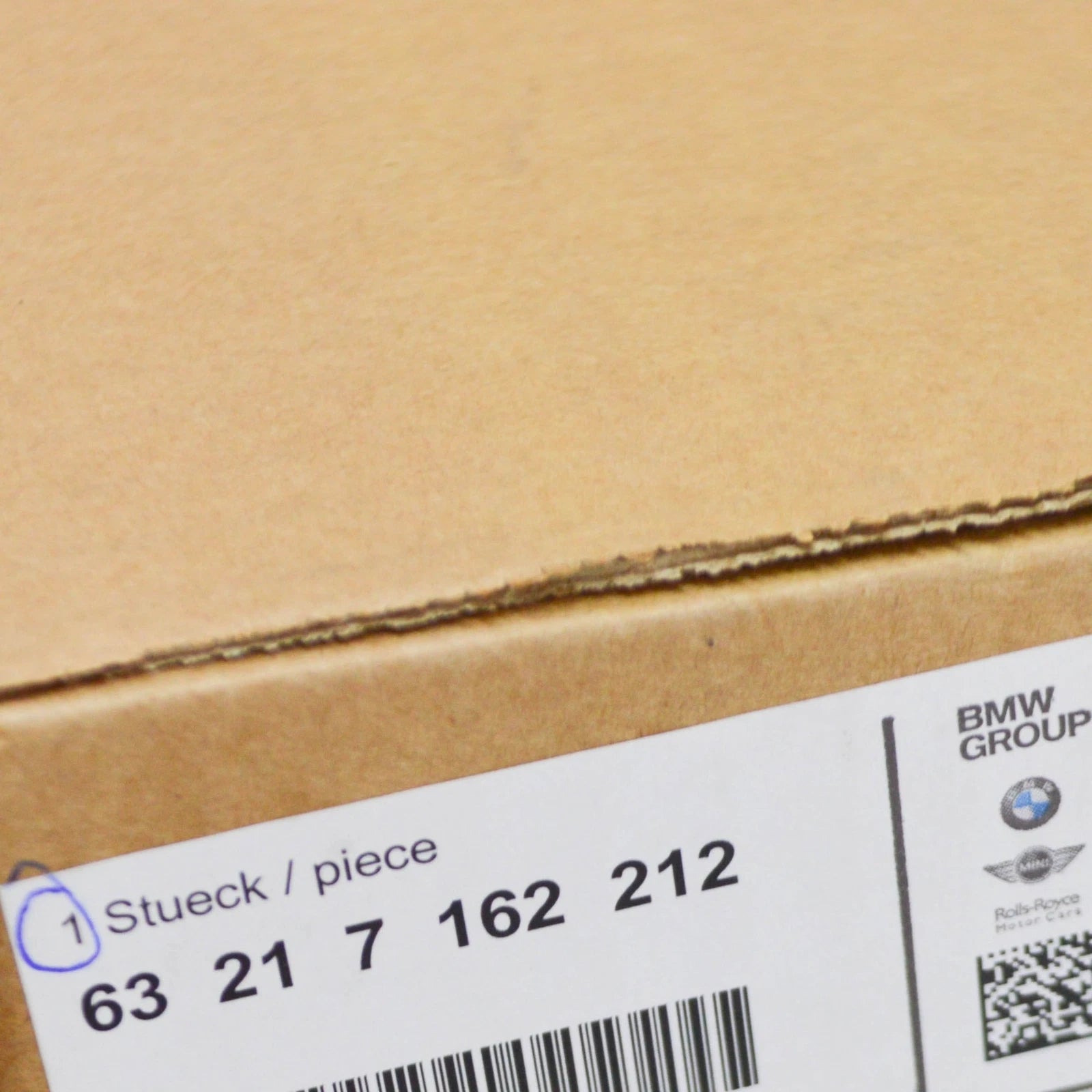 NEW BMW X3 E83 REAR RIGHT TAILLIGHT 7162212 63217162212 ORIGINAL