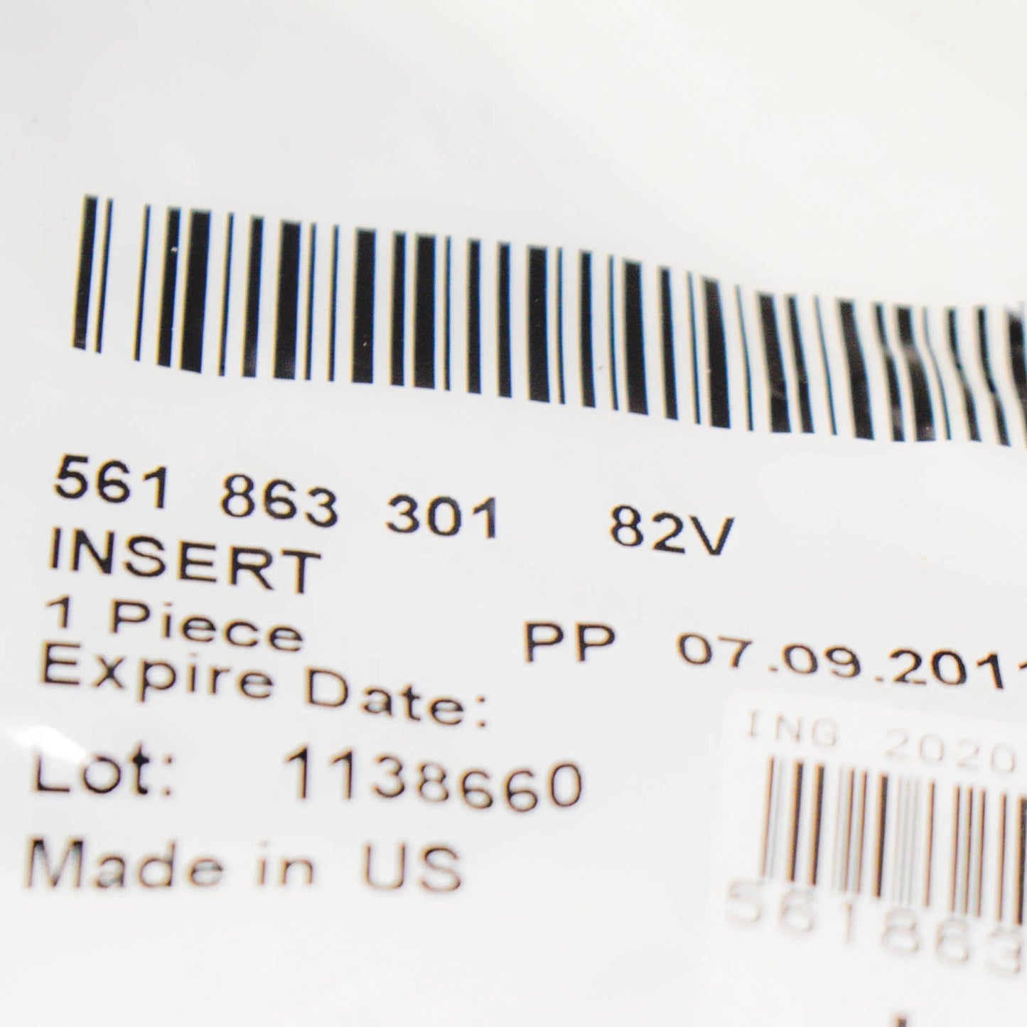 NEW VOLKSWAGEN PASSAT B7 TITAN BLACK INSERT FOR CUP HOLDER 56186330182V ORIGINAL