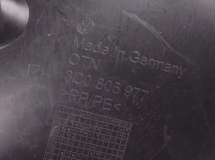 NEW VW PASSAT B6 3C LEFT FRONT FENDER LINER 3C0805977