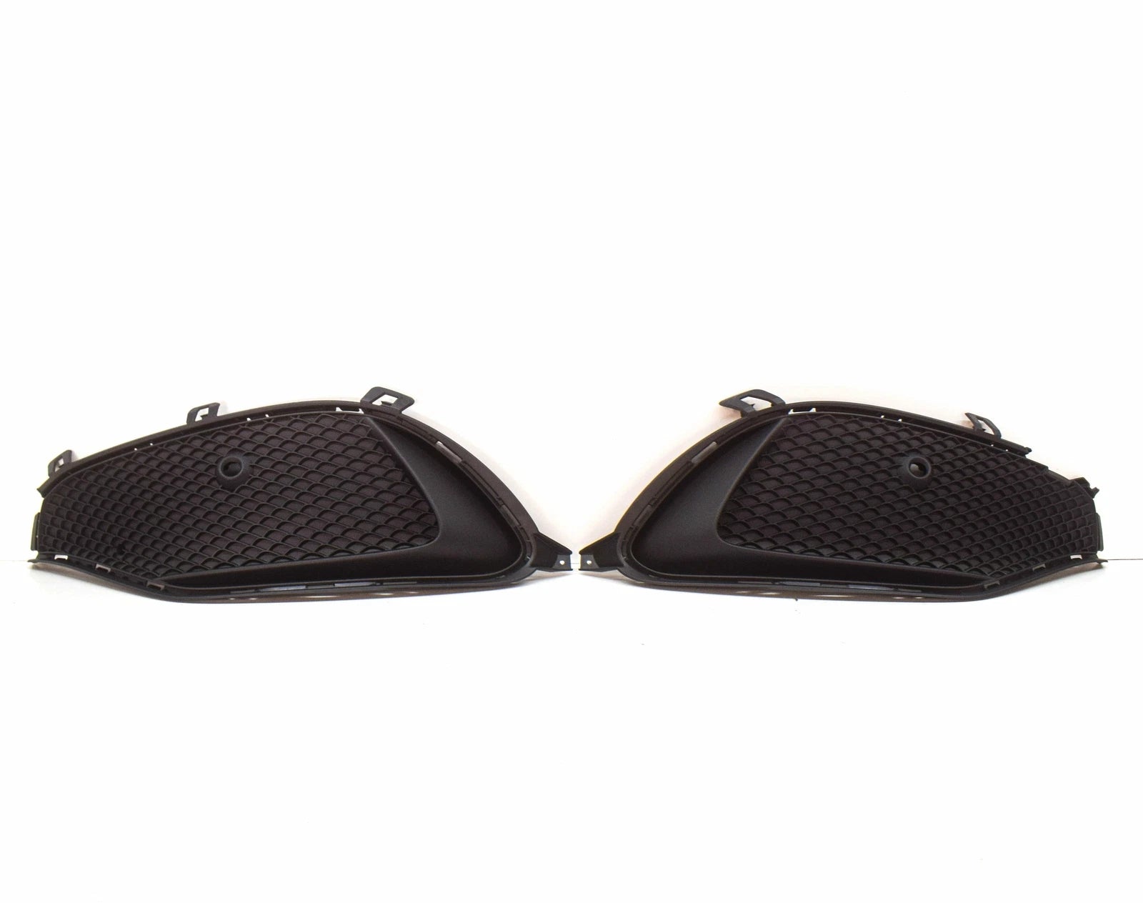 NEW MB CLA C117 FRONT BUMPER GRILLE SET A1178857600 A1178857500 ORIGINAL