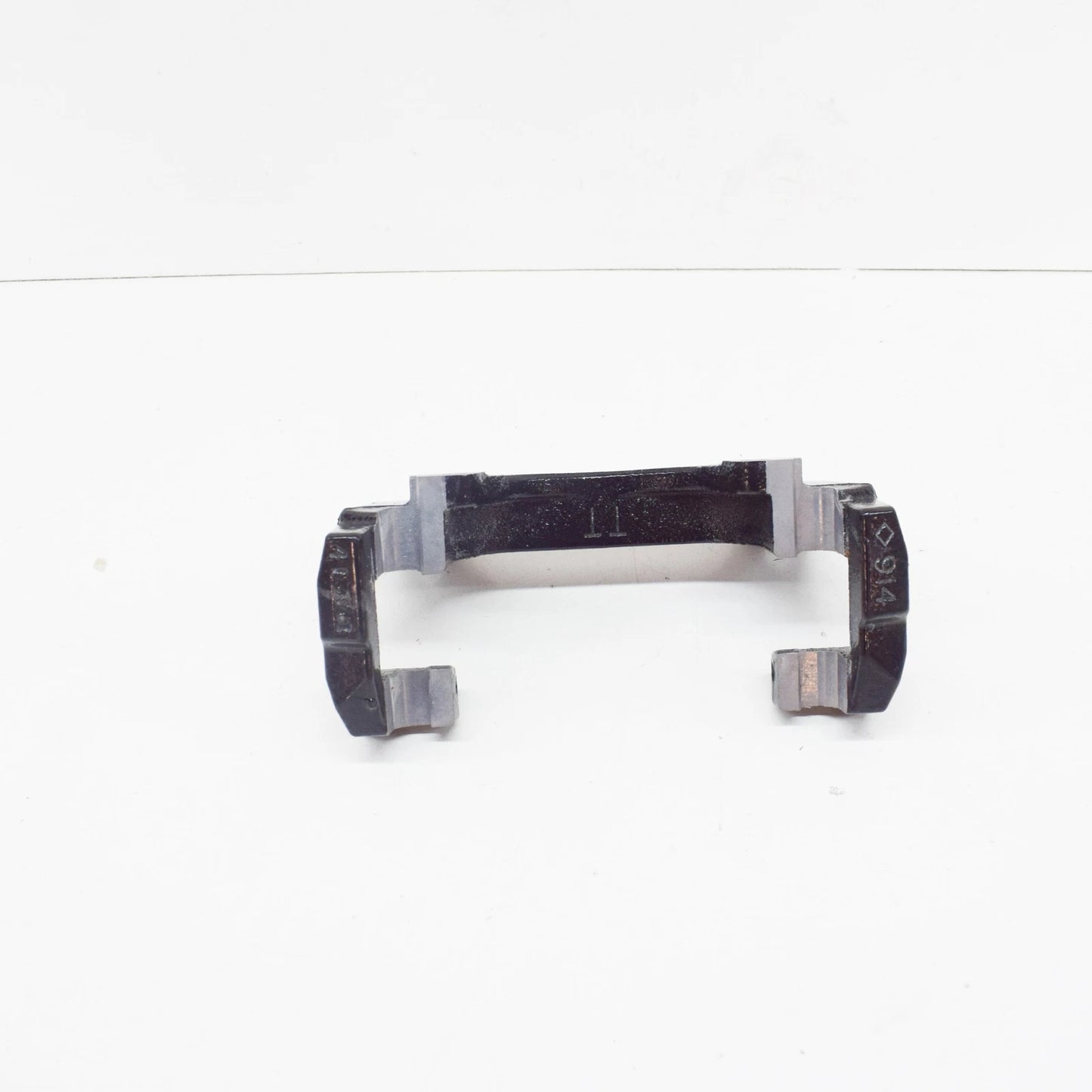 NEW AUDI TT 8J FRONT BRAKE CALIPER CARRIER 8J0615125 ORIGINAL