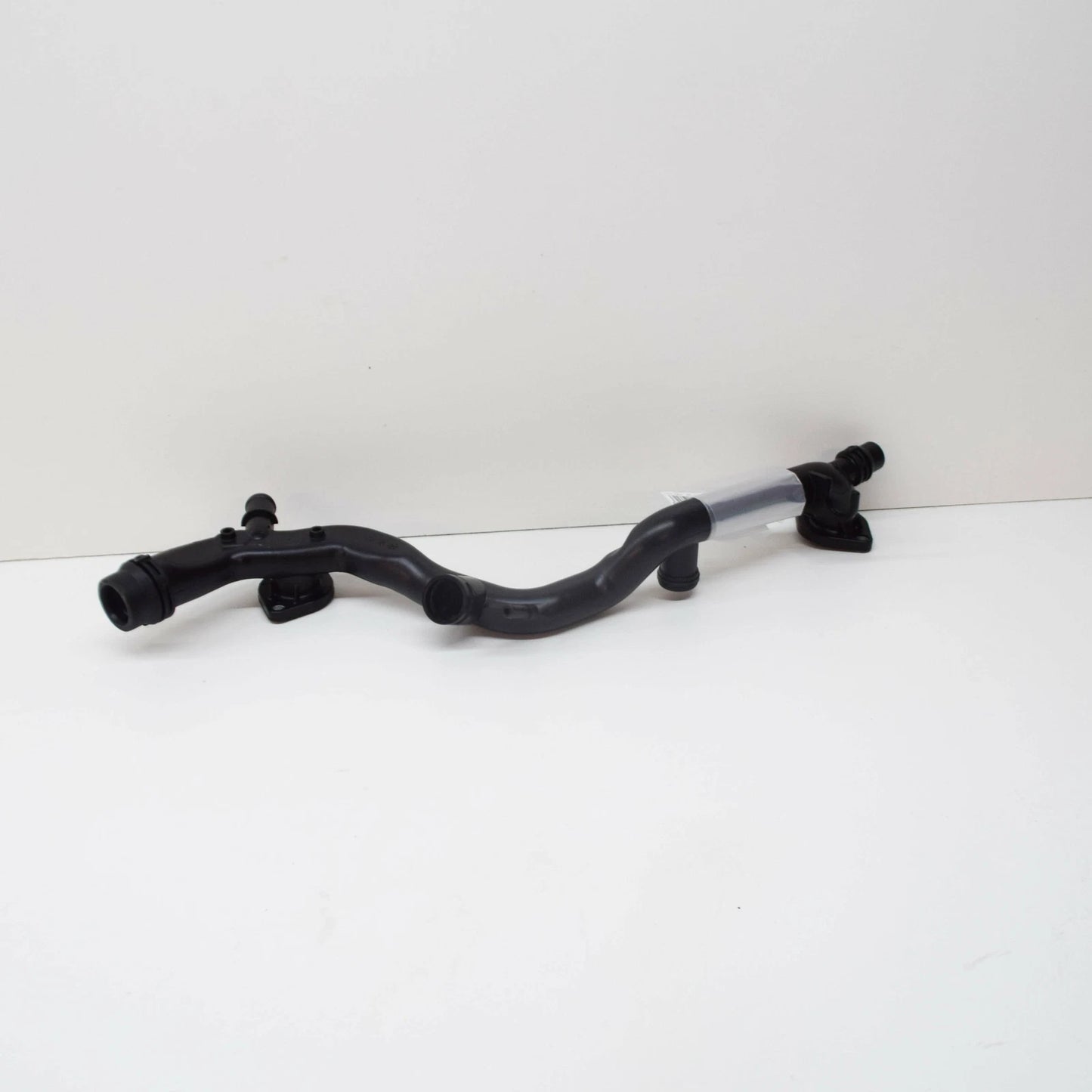 NEW AUDI Q7 4L ENGINE COOLANT PIPE 06E121045BD