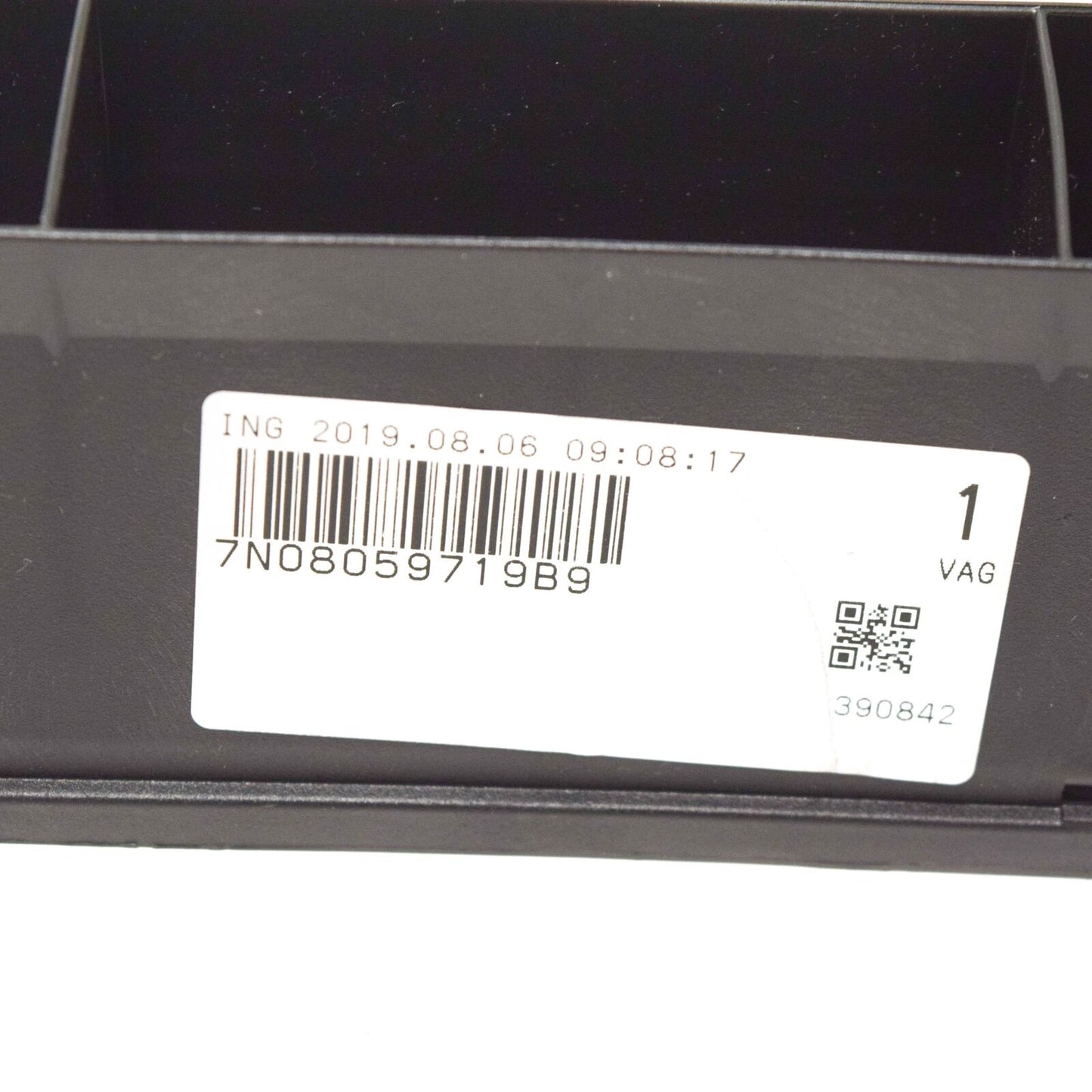 NEW VOLKSWAGEN CC GRILLE MOUNTED AIR INTAKE DUCT 2015 7N08059719B9 ORIGINAL