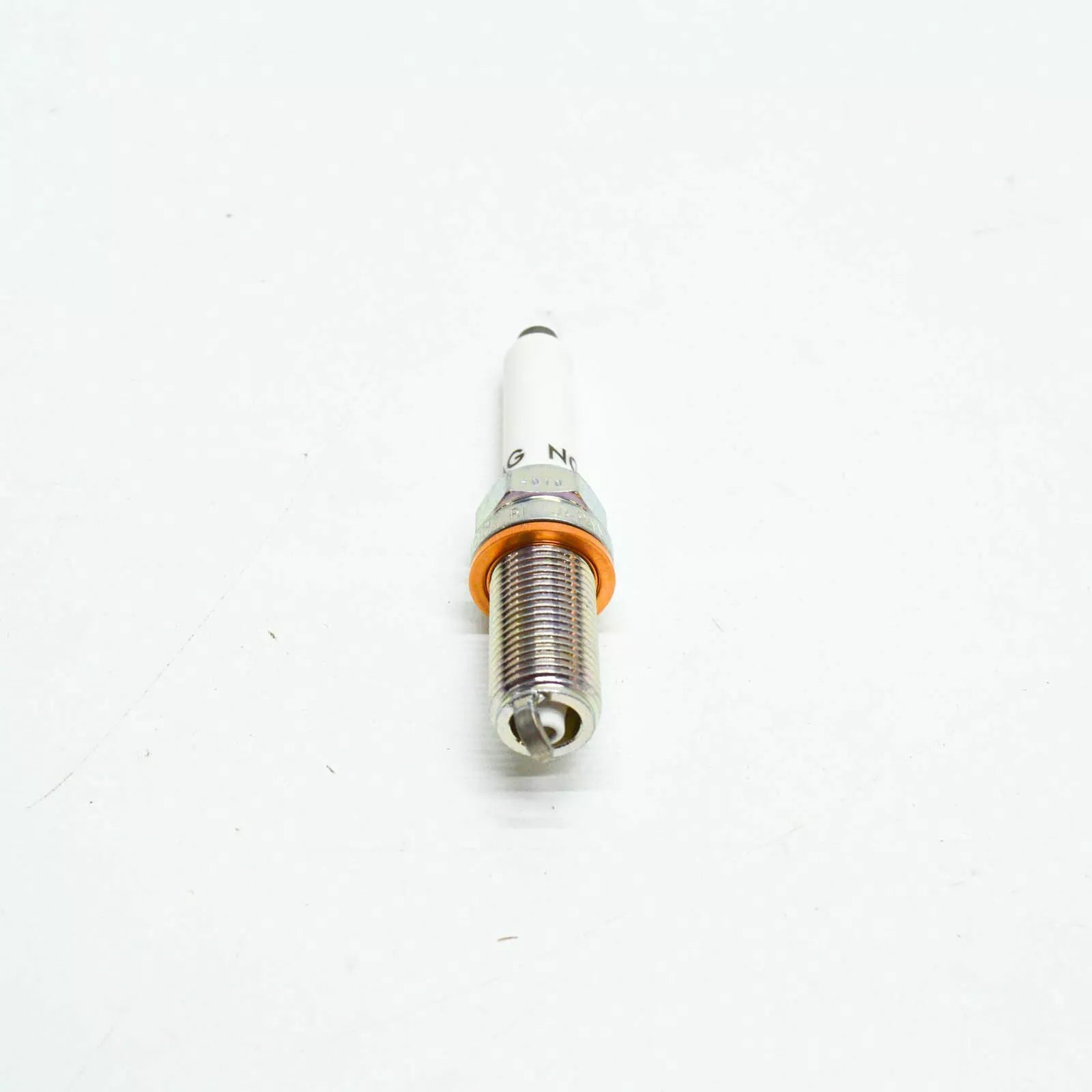 NEW AUDI A8 4H D4 IGNITION SPARK PLUG 06K905601M