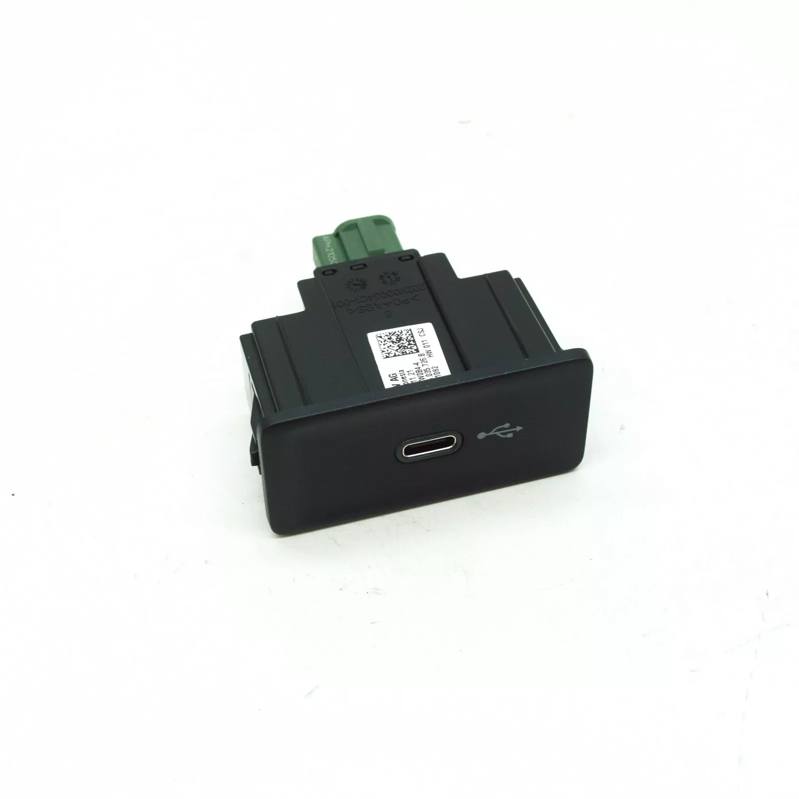 NEW VOLKSWAGEN ARTEON 3H7 USB CONNECTOR 3G5035726B ORIGINAL